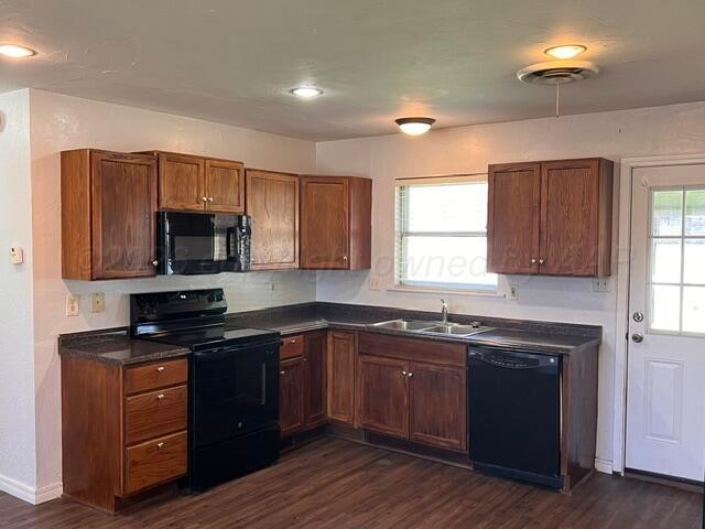 1104 S Haney Street Property Photo 7