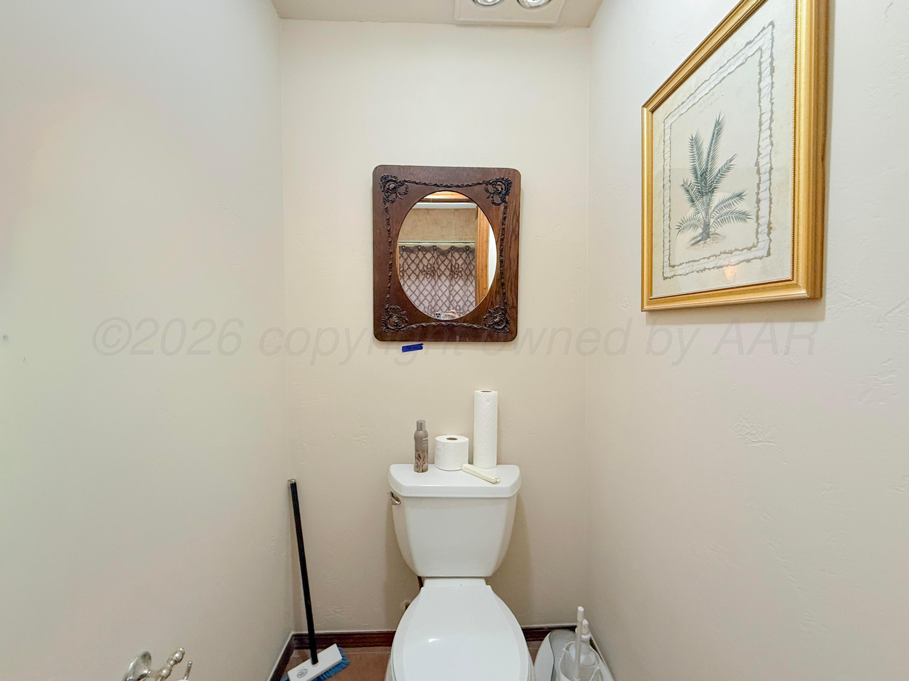 2613 N Fir Street Property Photo 18