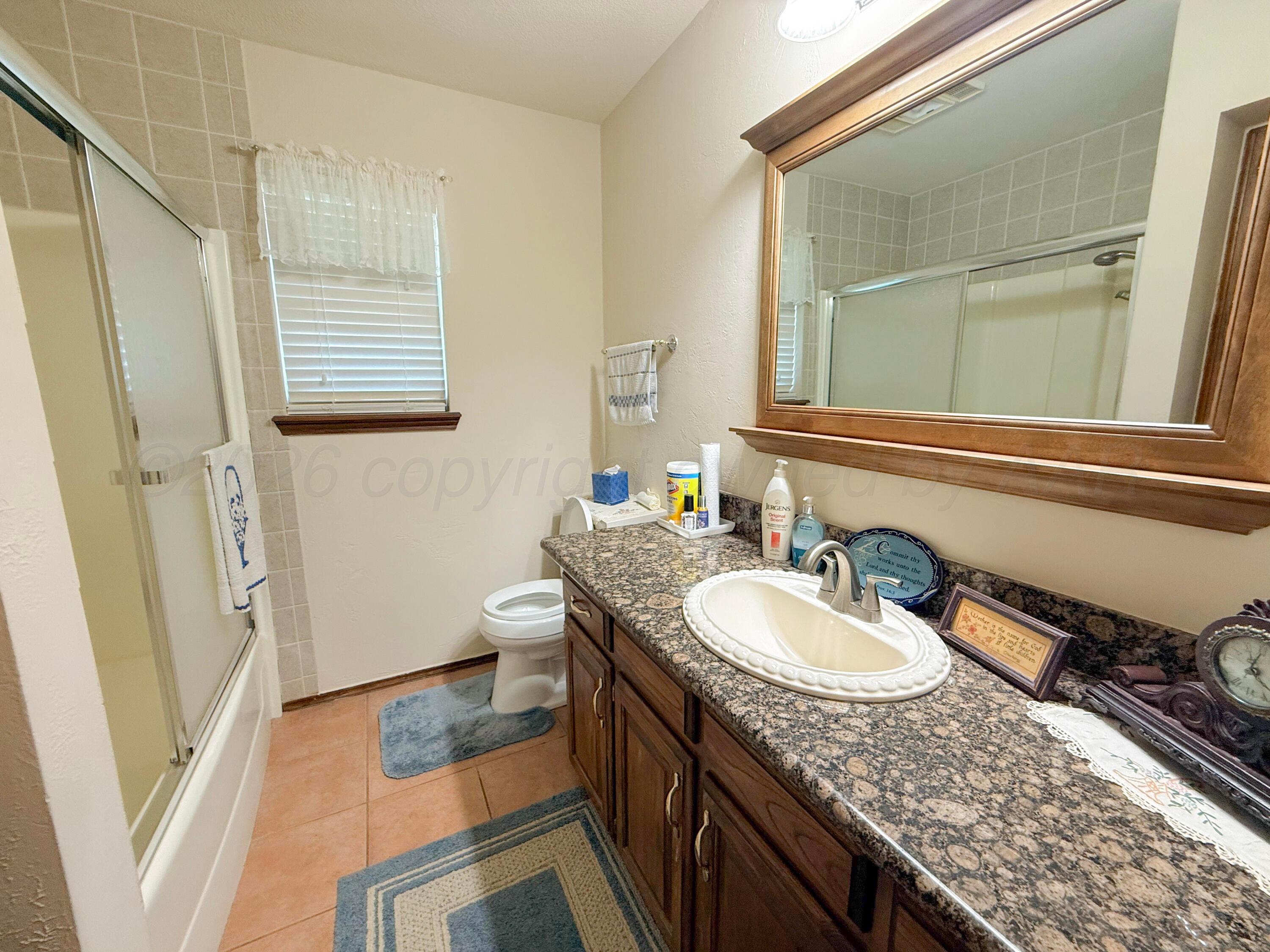 2613 N Fir Street Property Photo 25