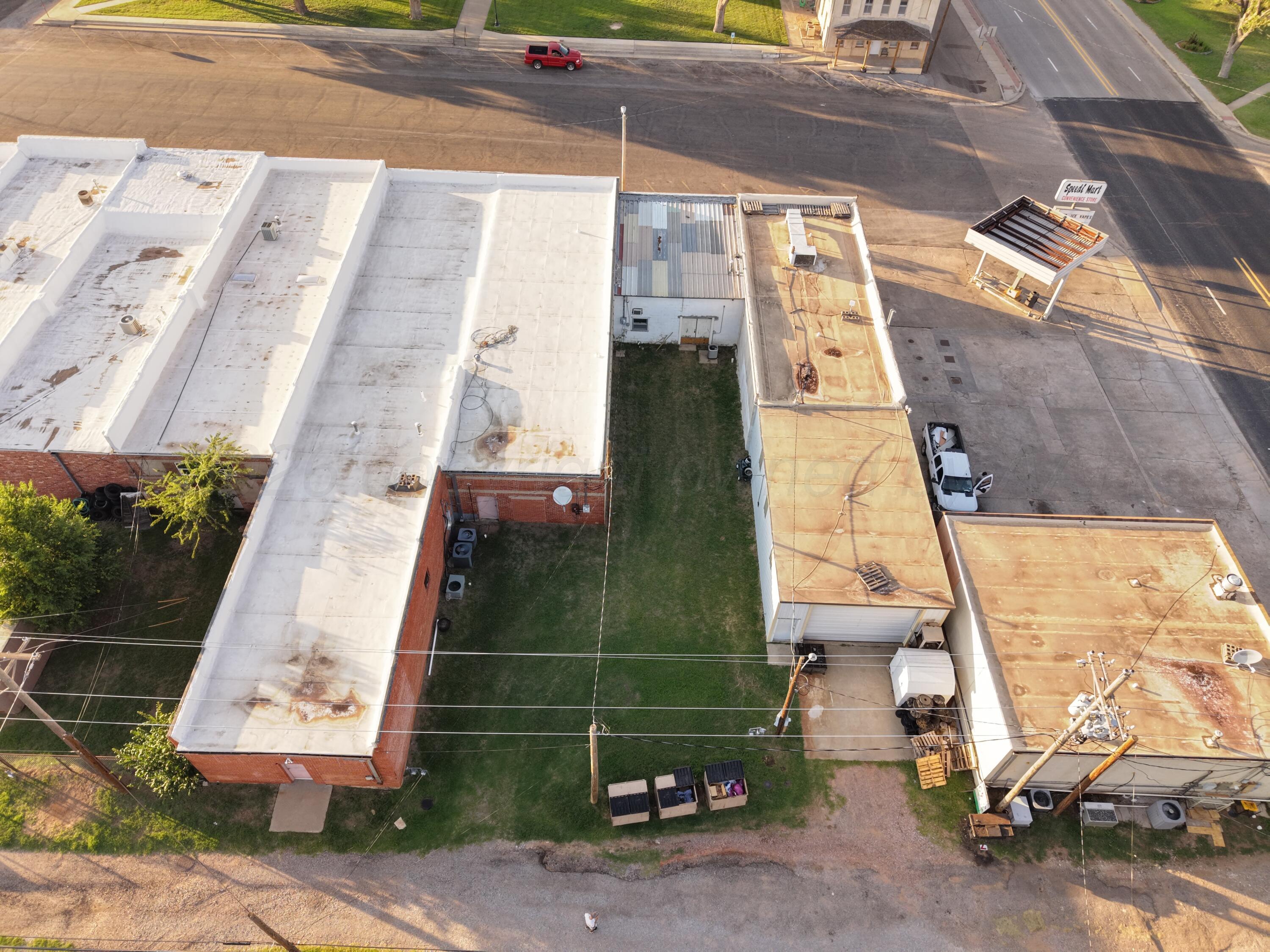 114 E Texas Avenue Property Photo 22