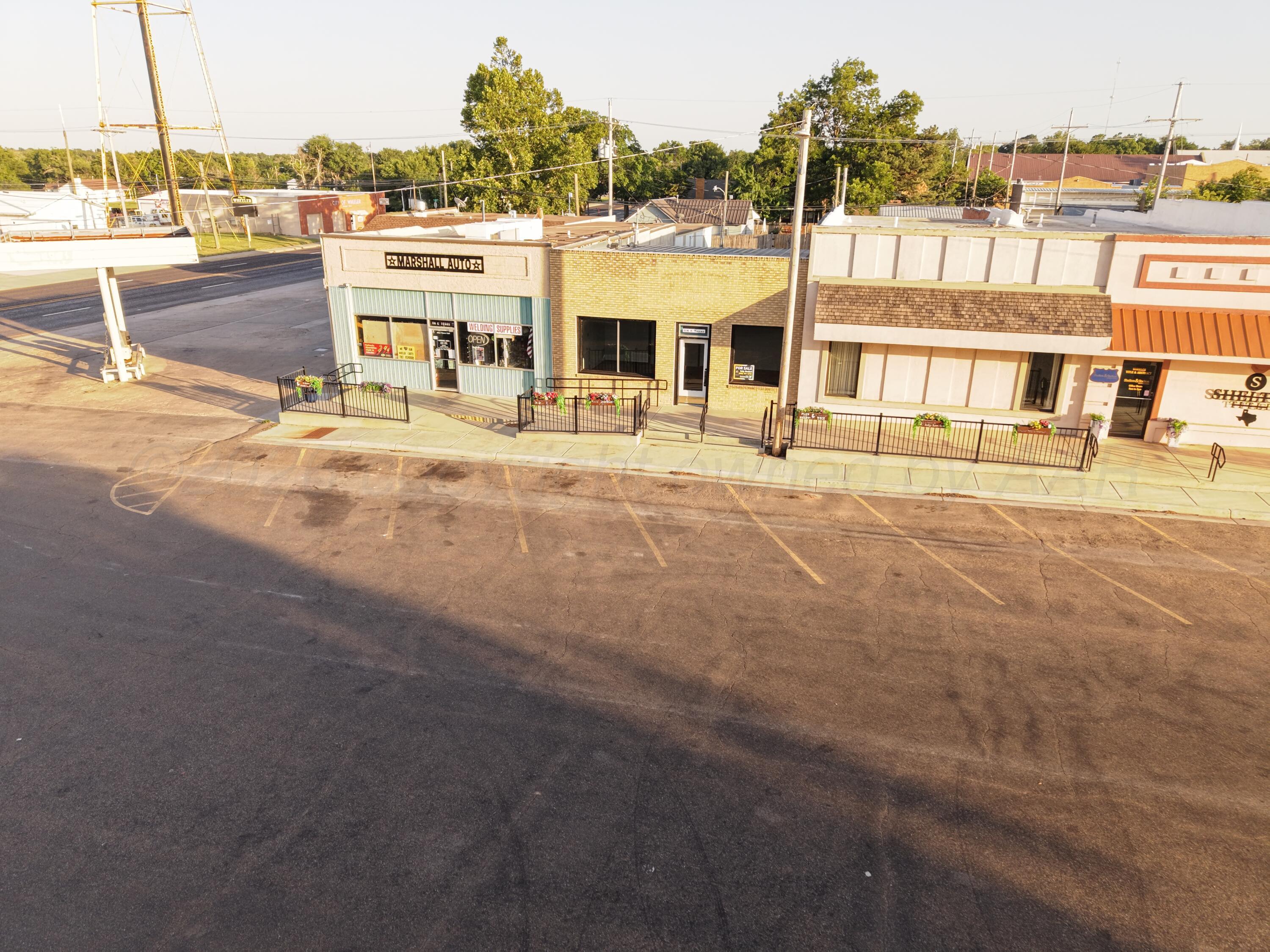 114 E Texas Avenue Property Photo 24