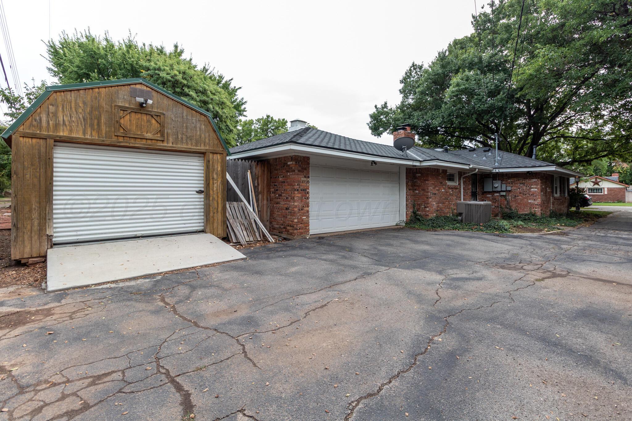 4105 Julie Drive Property Photo 11