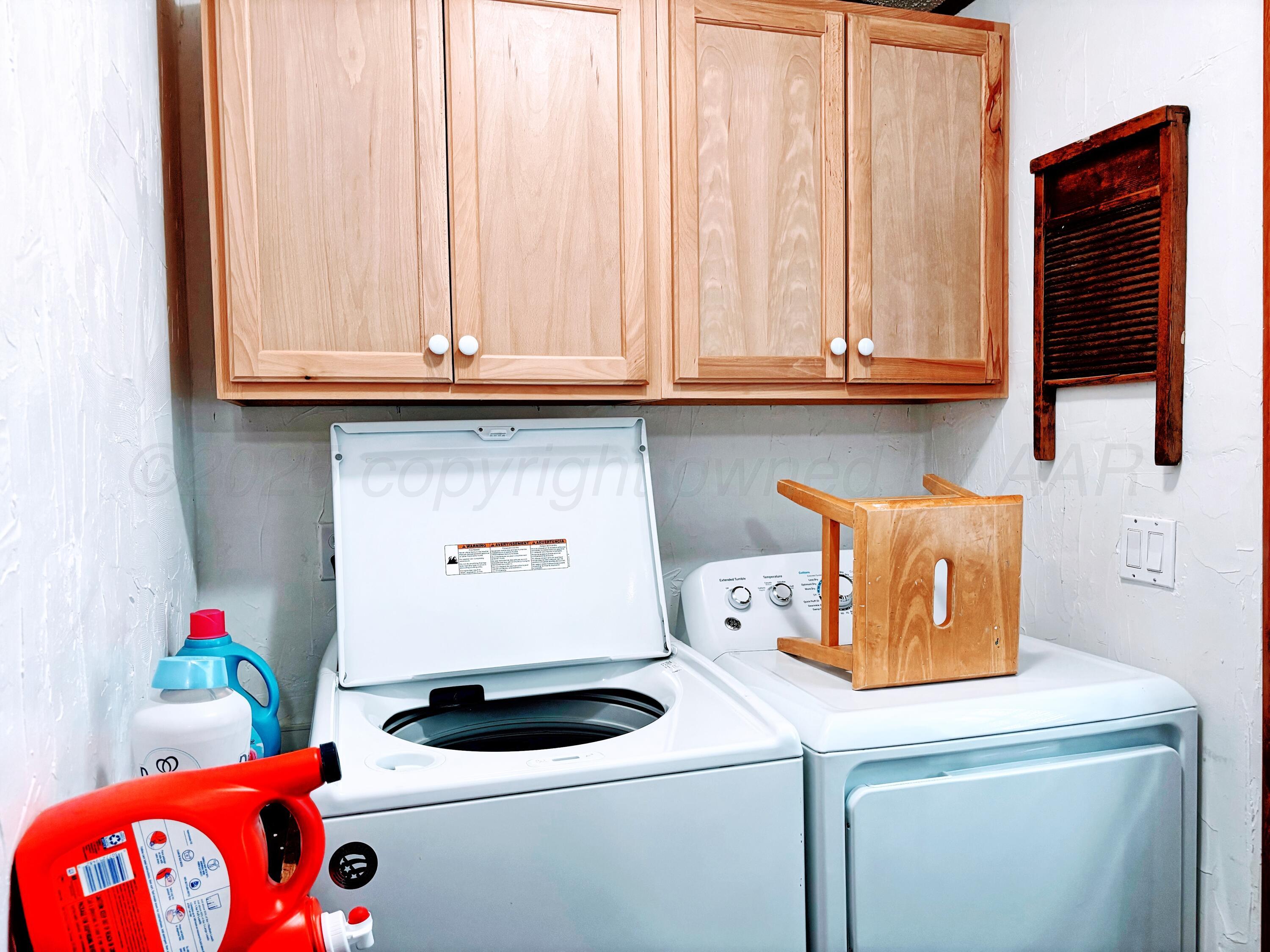 1010 S Baylor Street Property Photo 20