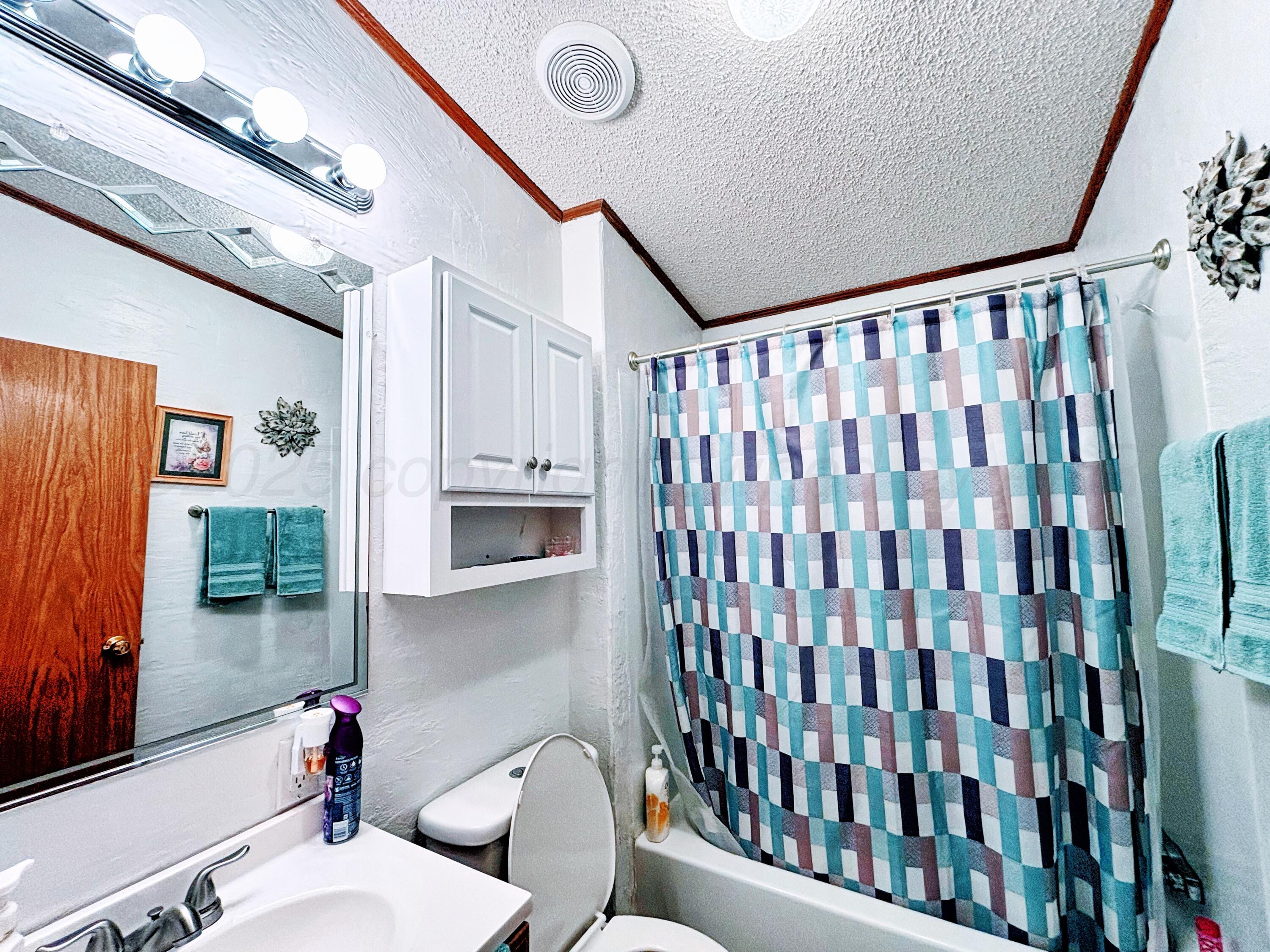 1010 S Baylor Street Property Photo 26