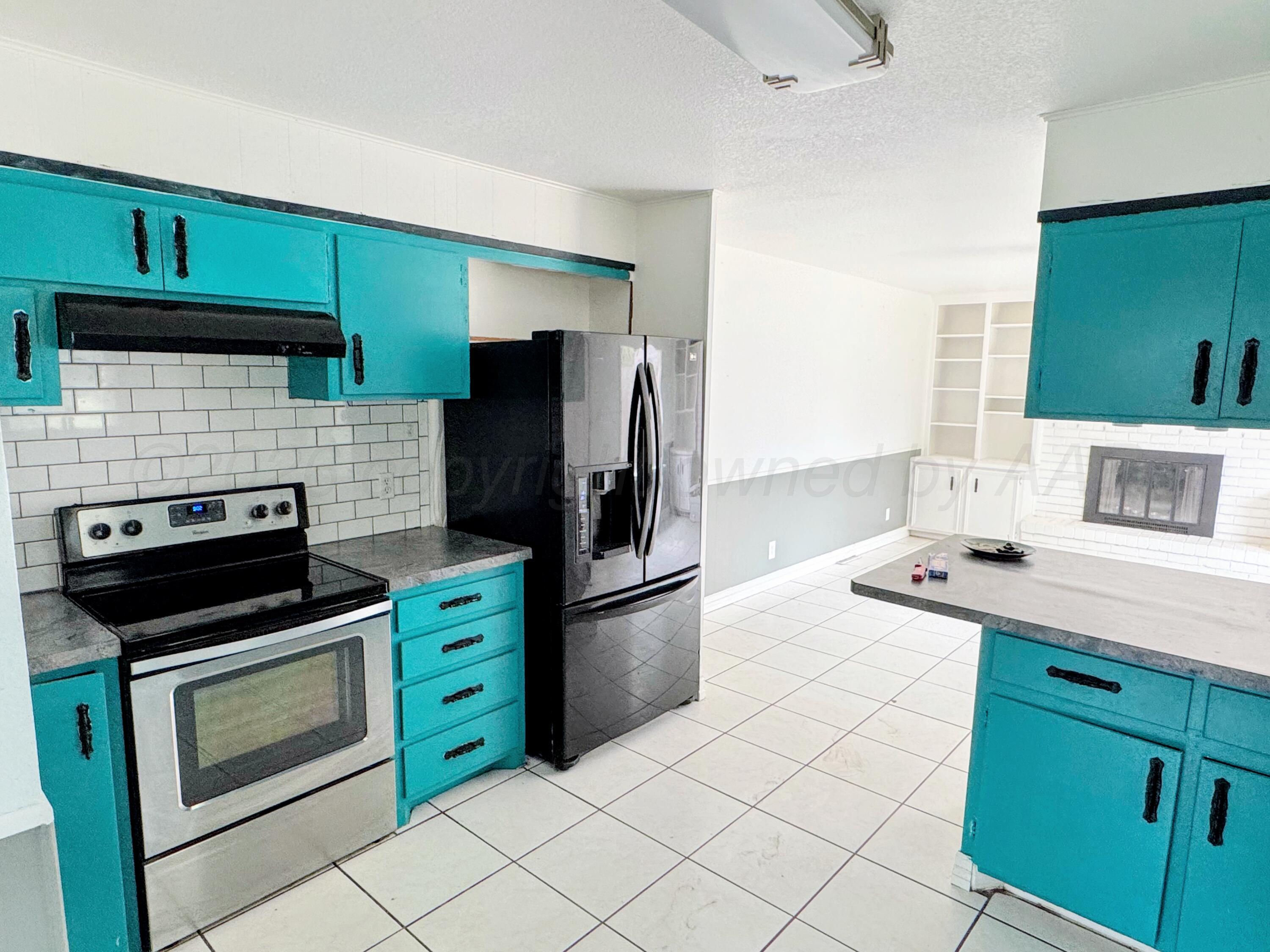 1514 S Eton Street Property Photo 4