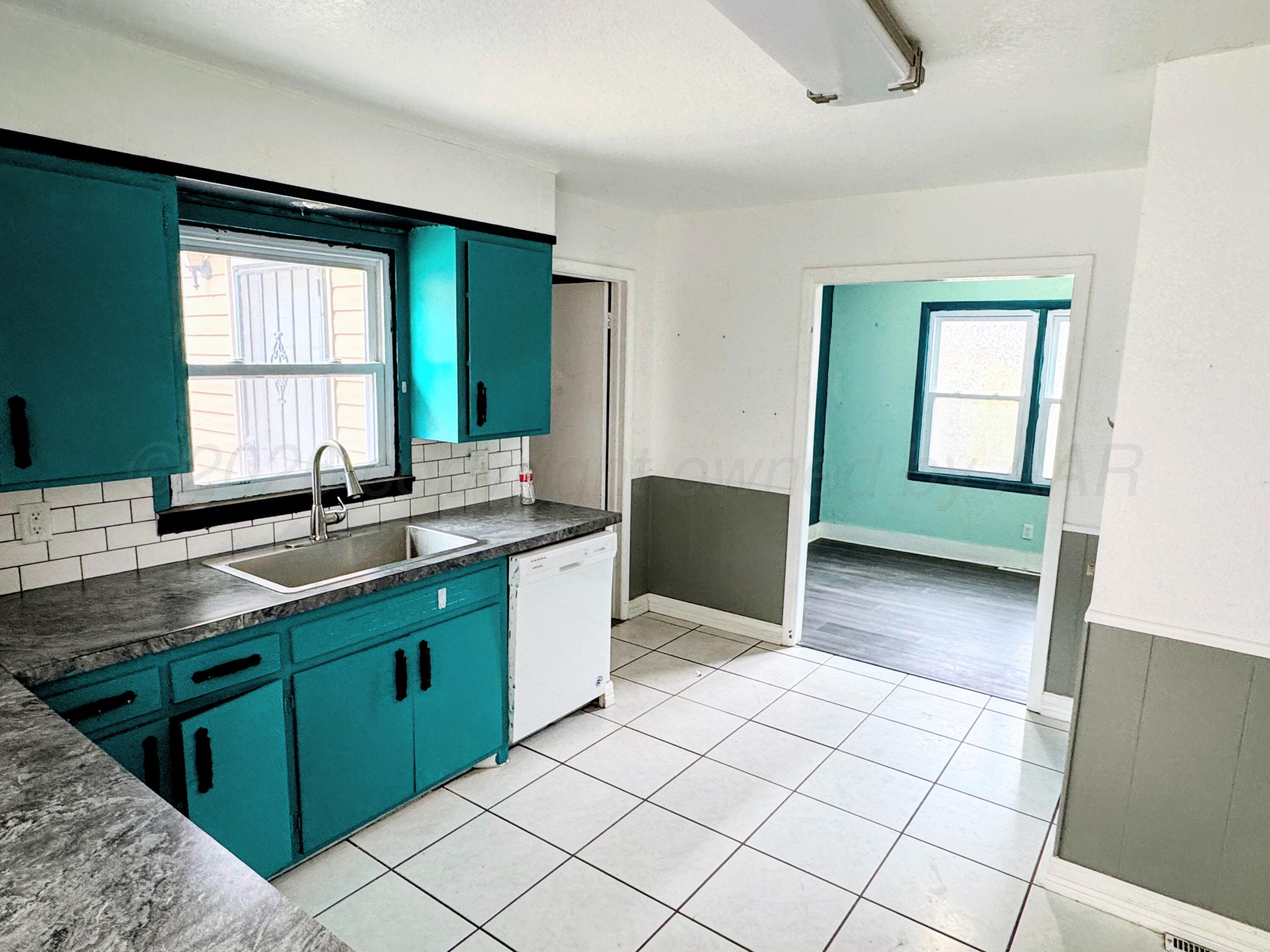 1514 S Eton Street Property Photo 5