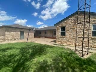 521 W Broadway Avenue Property Photo 3