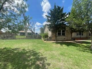 521 W Broadway Avenue Property Photo 6