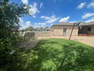 521 W Broadway Avenue Property Photo 7