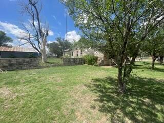 521 W Broadway Avenue Property Photo 10