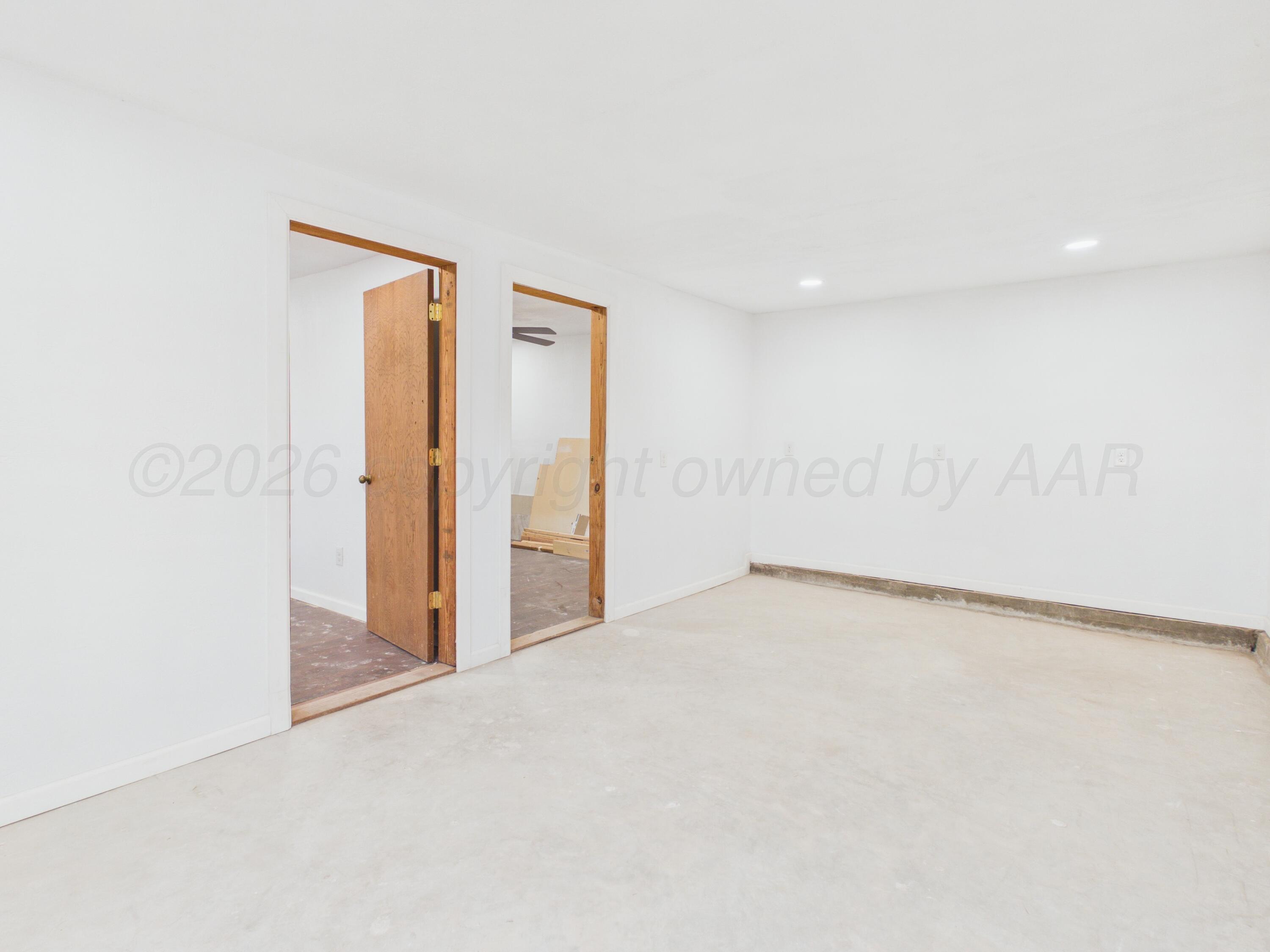 310 N Virginia Street Property Photo 33