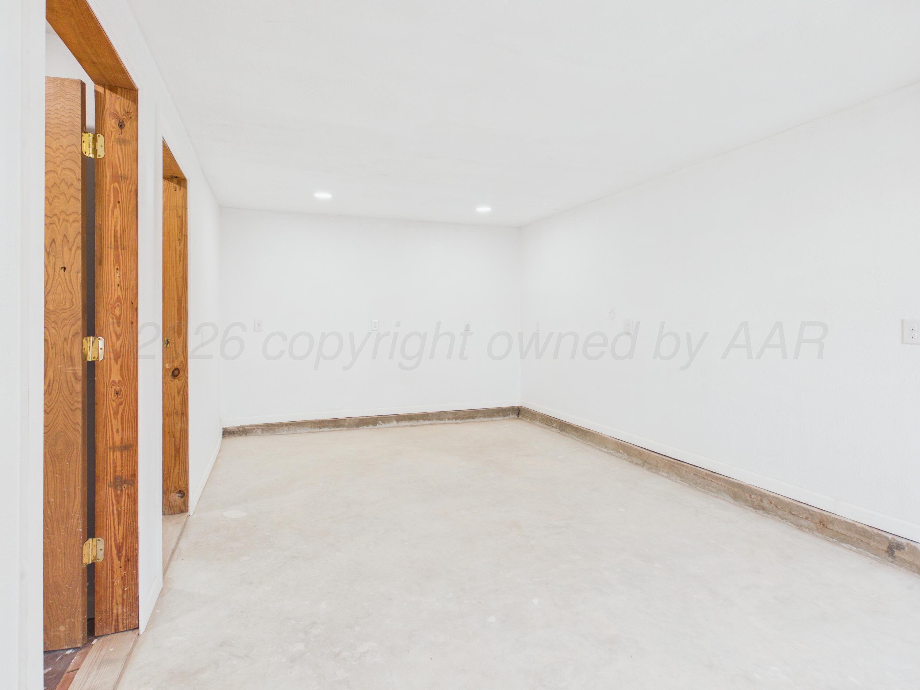 310 N Virginia Street Property Photo 34