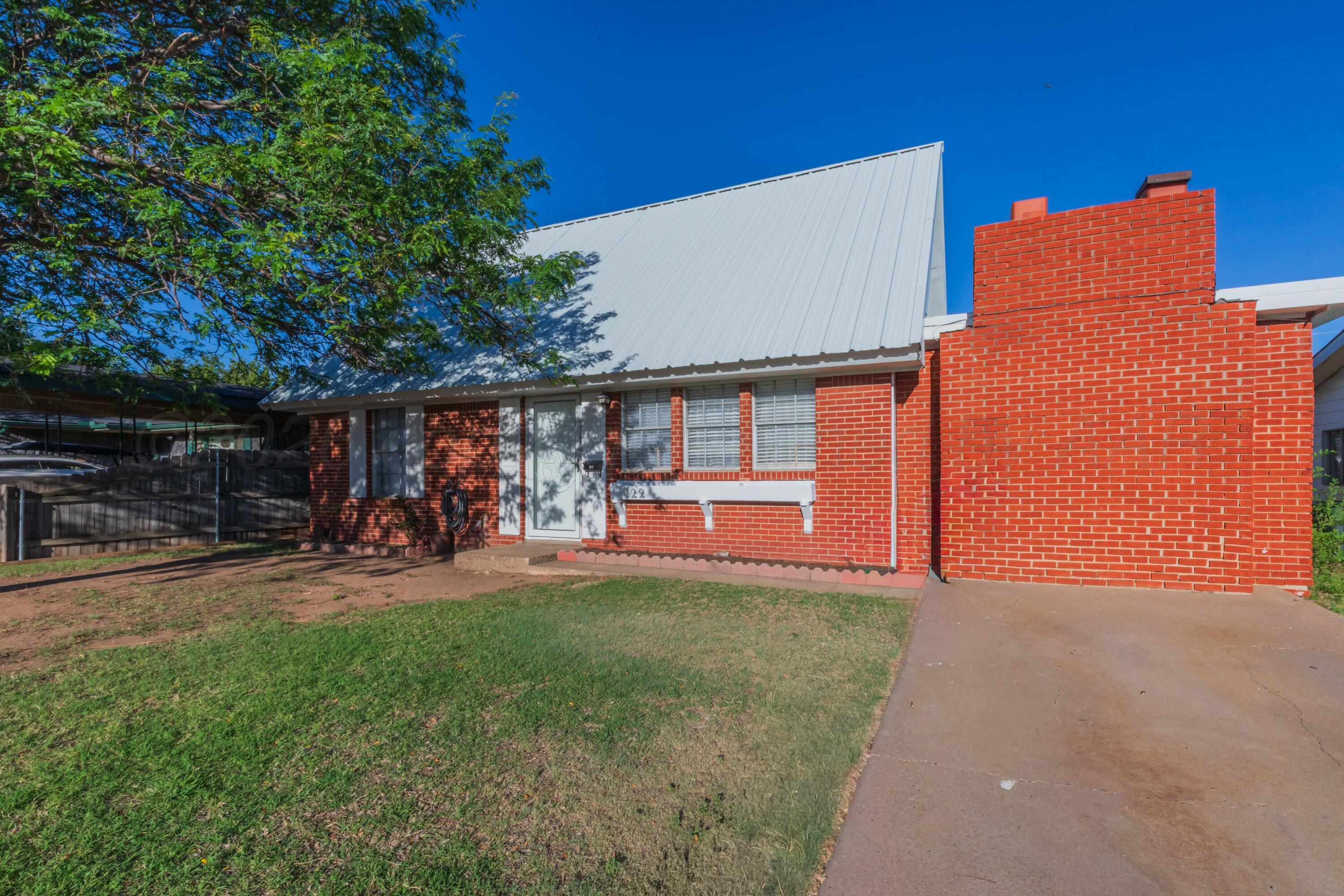 122 Womack Street Property Photo 3