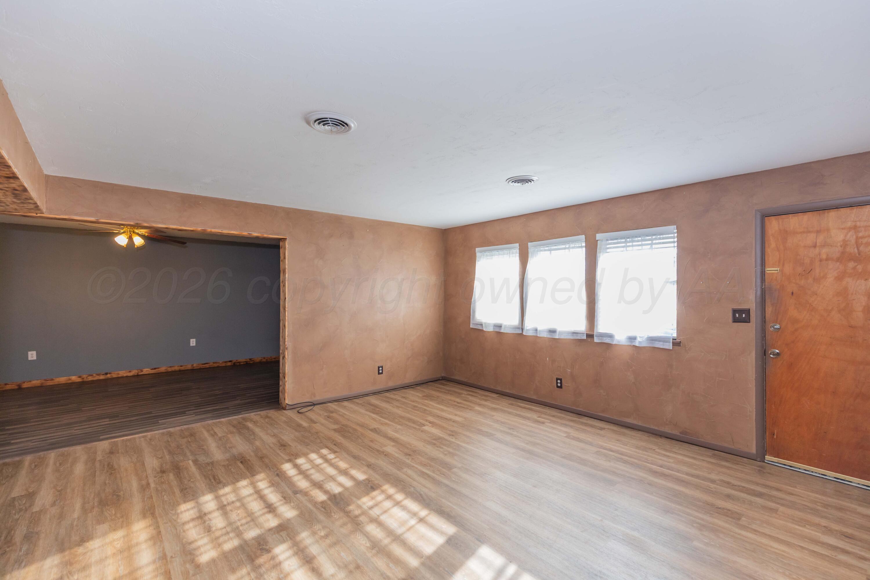 122 Womack Street Property Photo 6