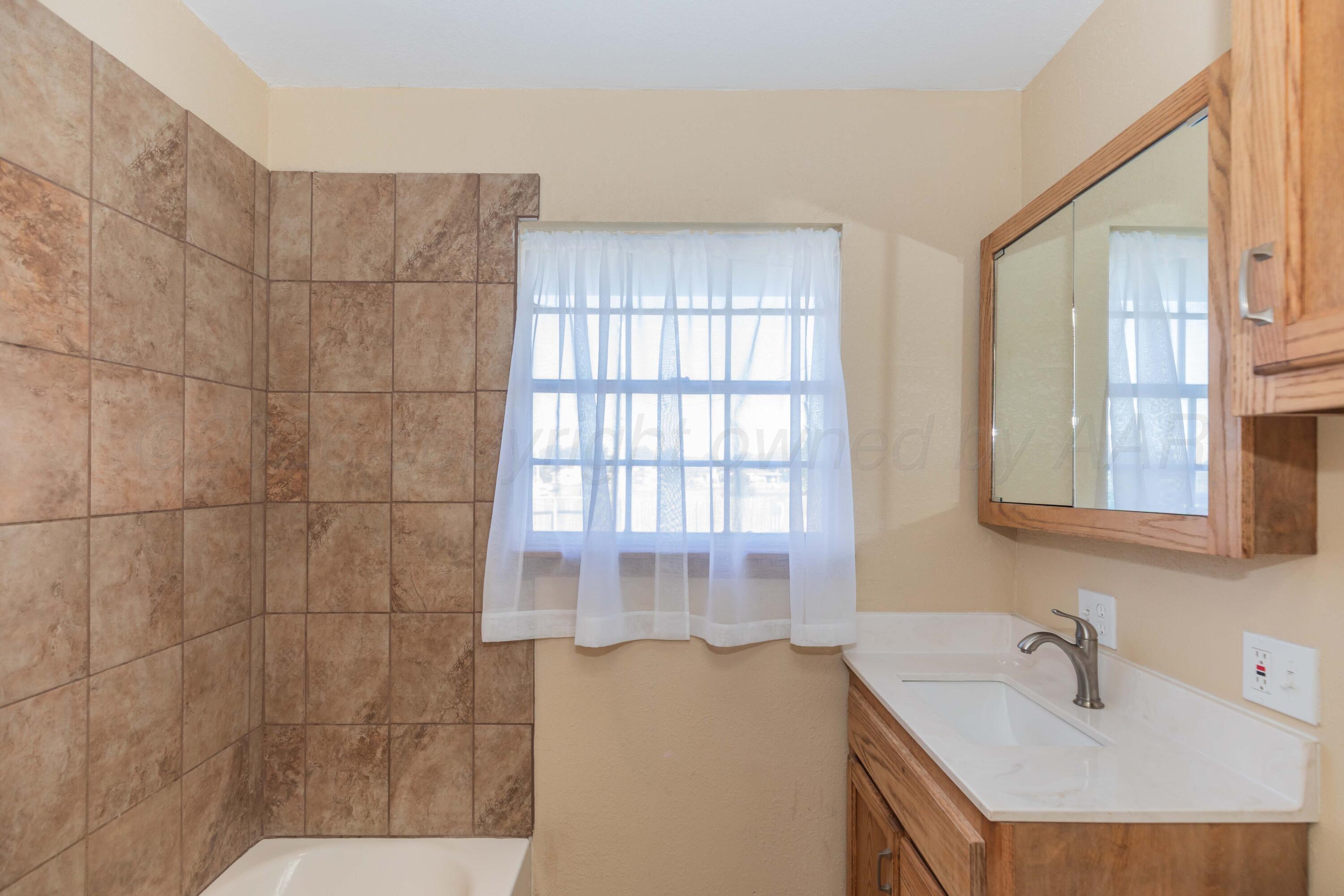 122 Womack Street Property Photo 25