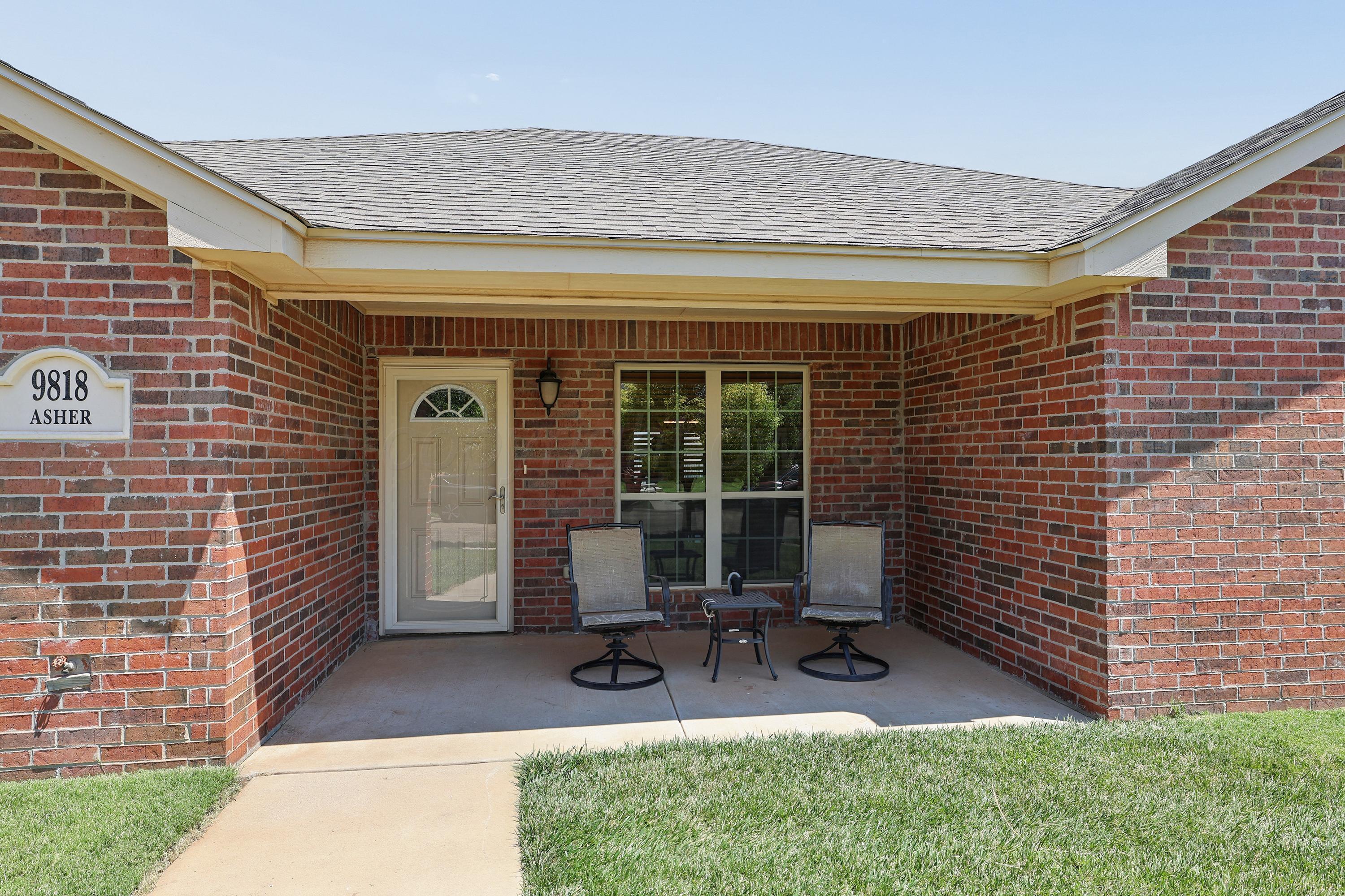 9818 Asher Avenue Property Photo 3