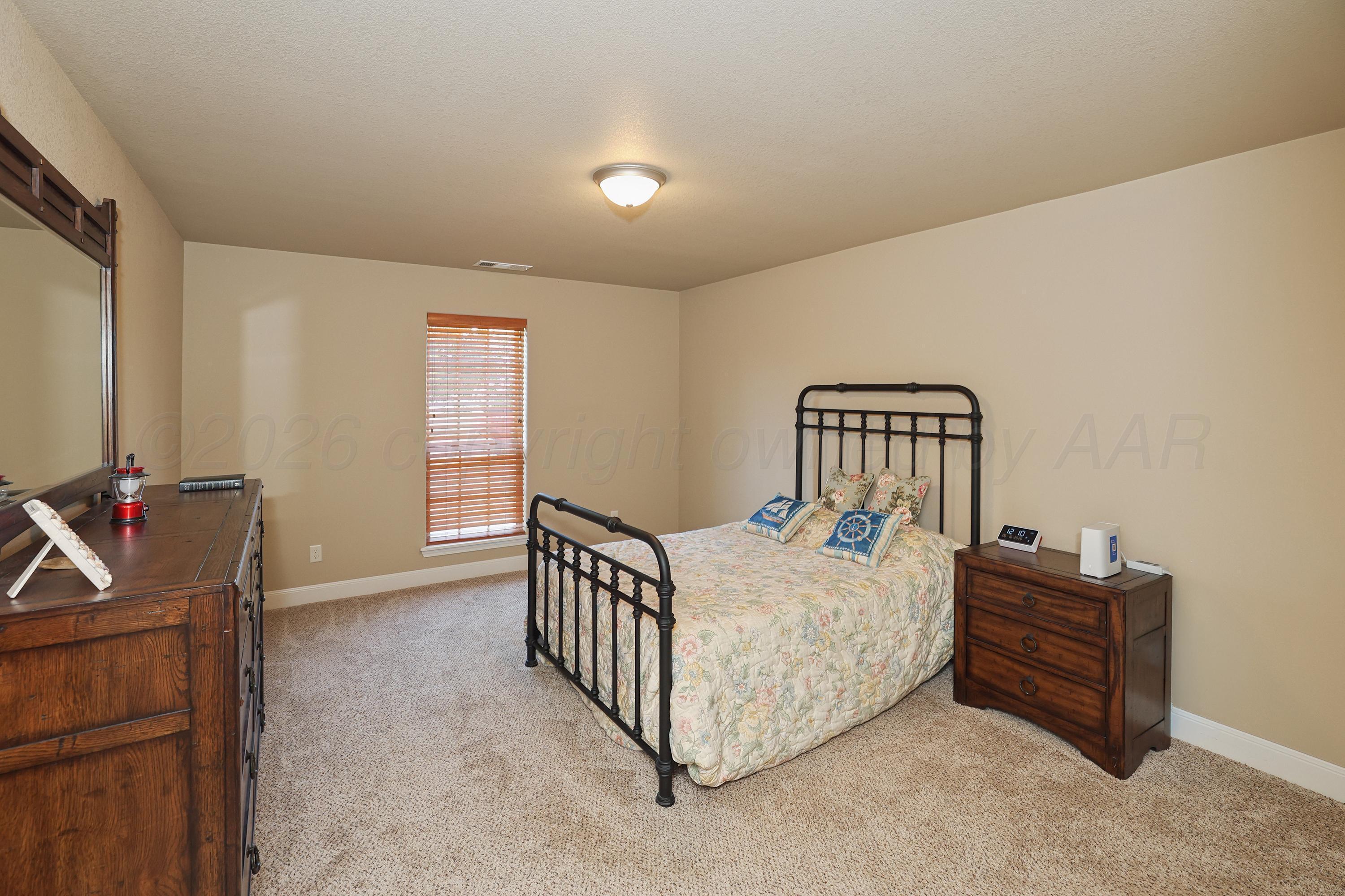 9818 Asher Avenue Property Photo 9