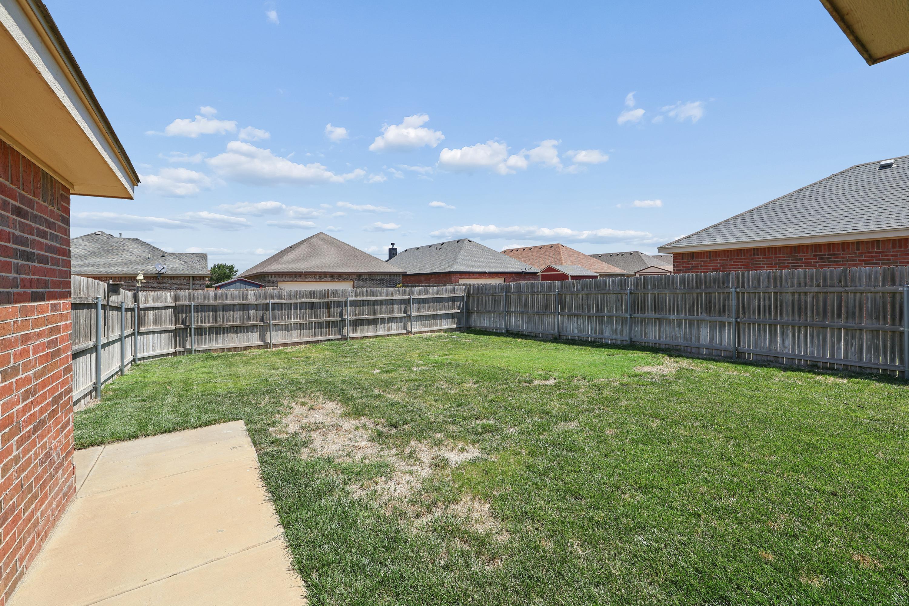 9818 Asher Avenue Property Photo 21