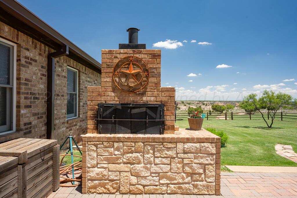 7701 Canyon Bend Road Property Photo 8