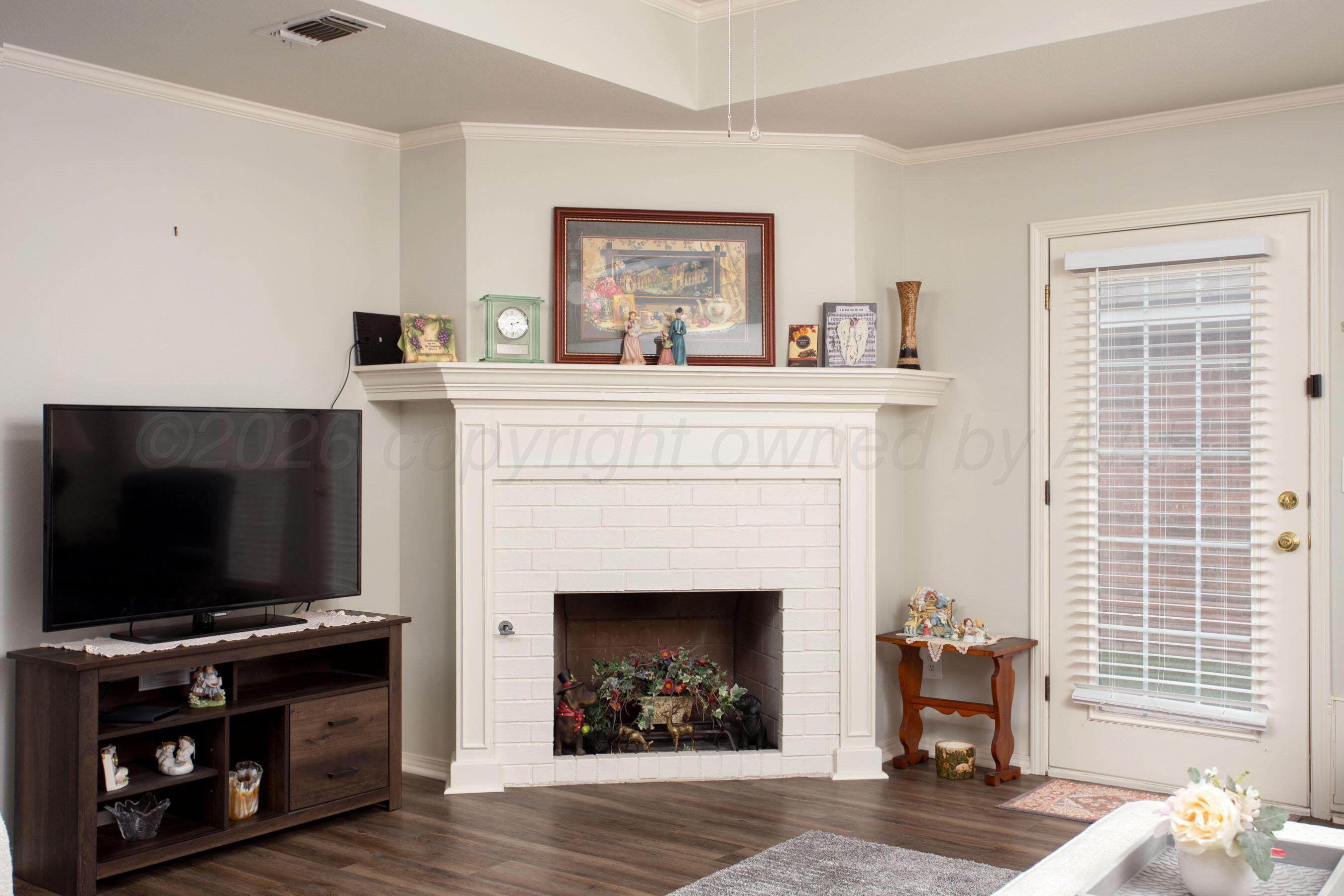 6206 Oakcrest Lane Property Photo 4