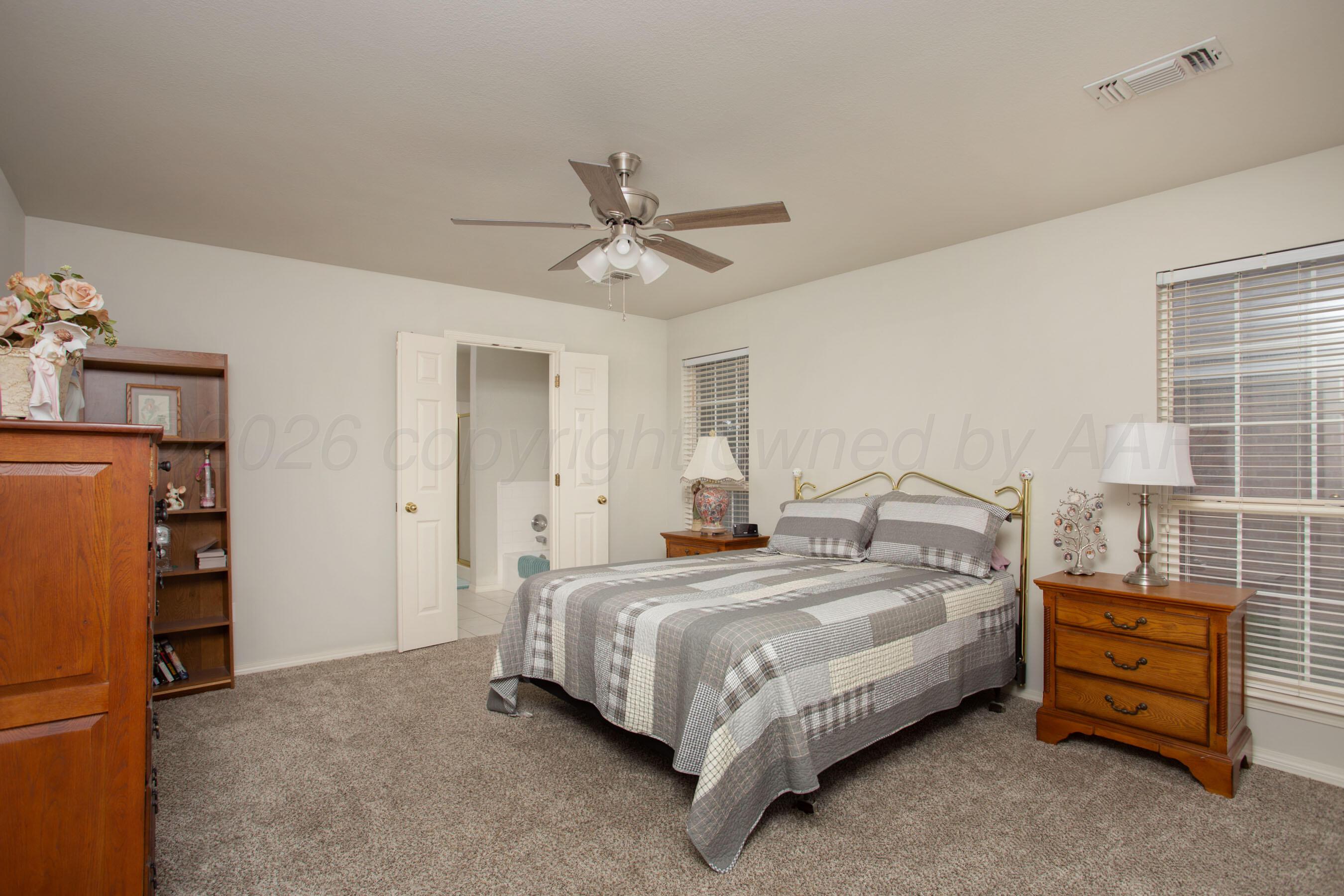 6206 Oakcrest Lane Property Photo 10