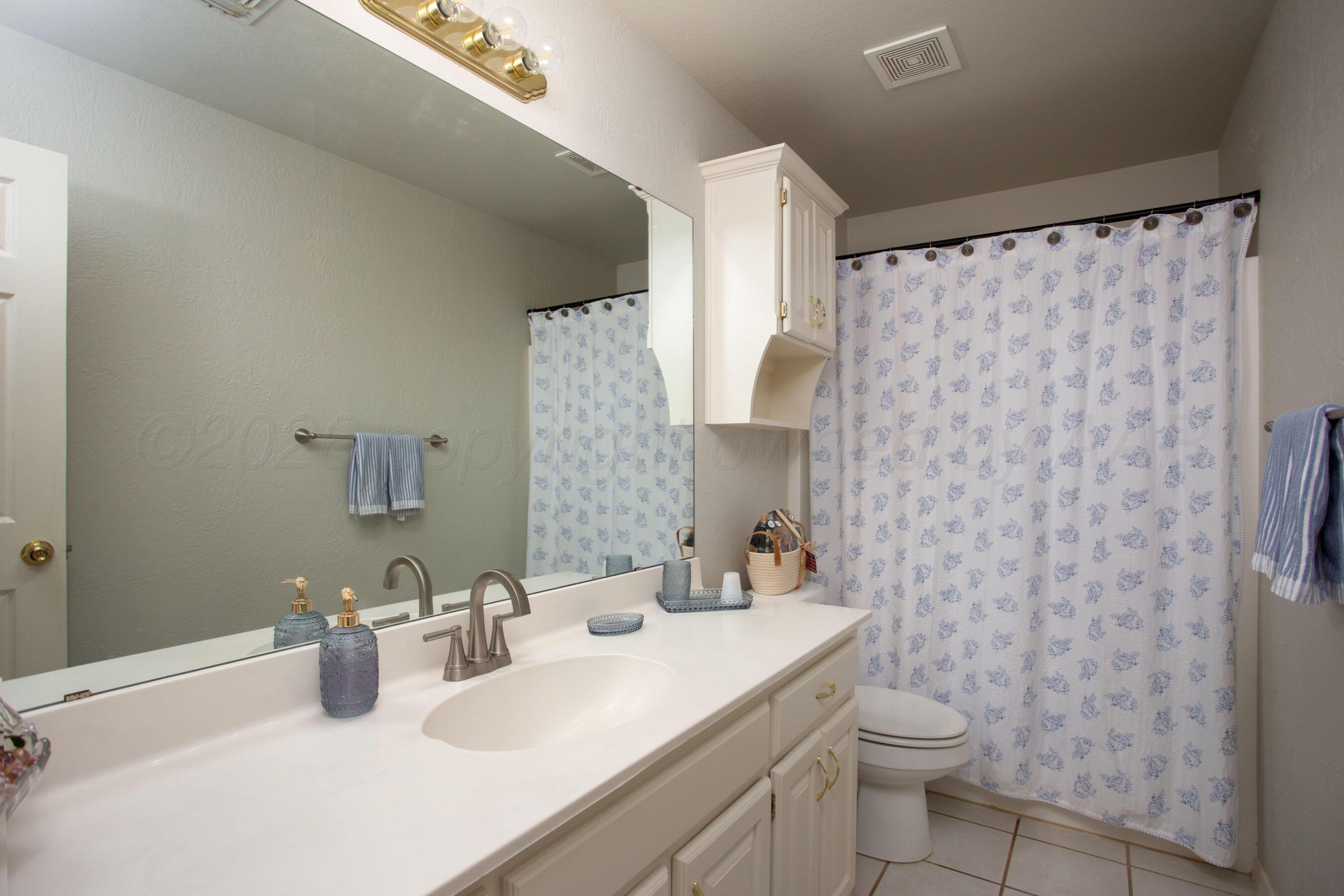 6206 Oakcrest Lane Property Photo 17