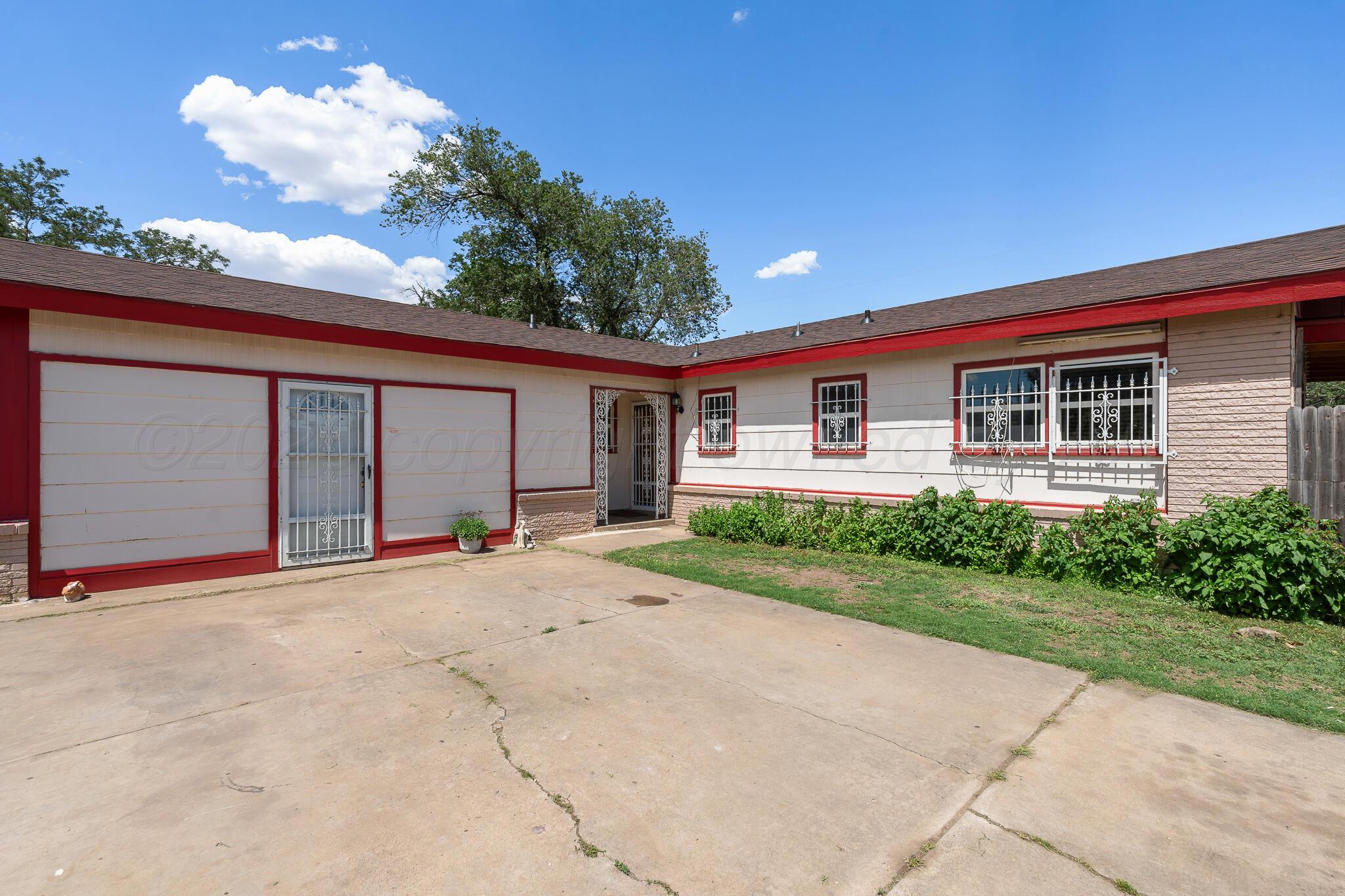 2811 Carter Street Property Photo 2