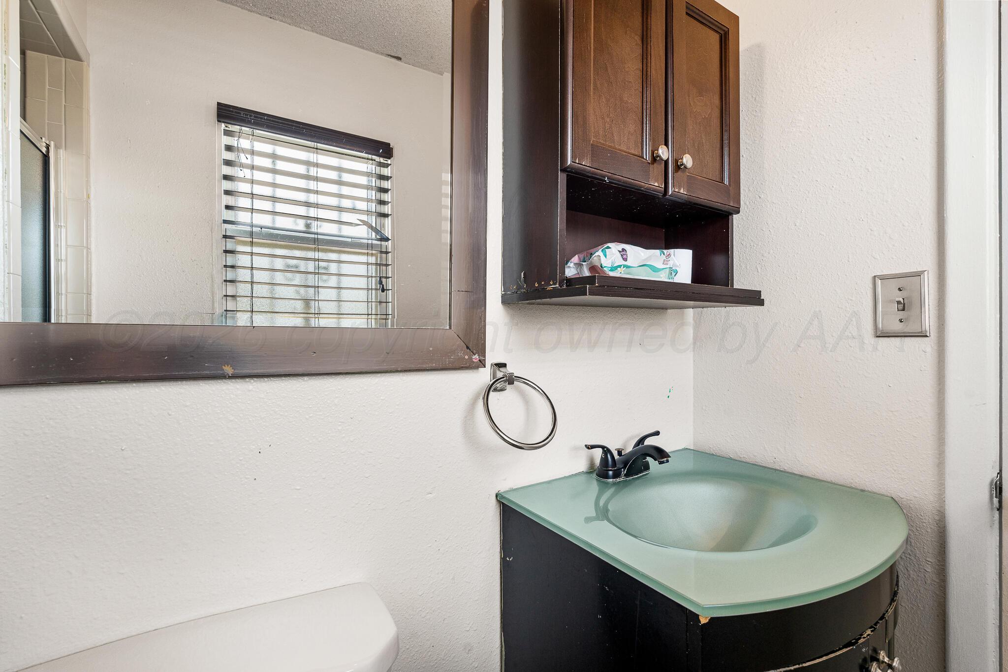 2811 Carter Street Property Photo 18