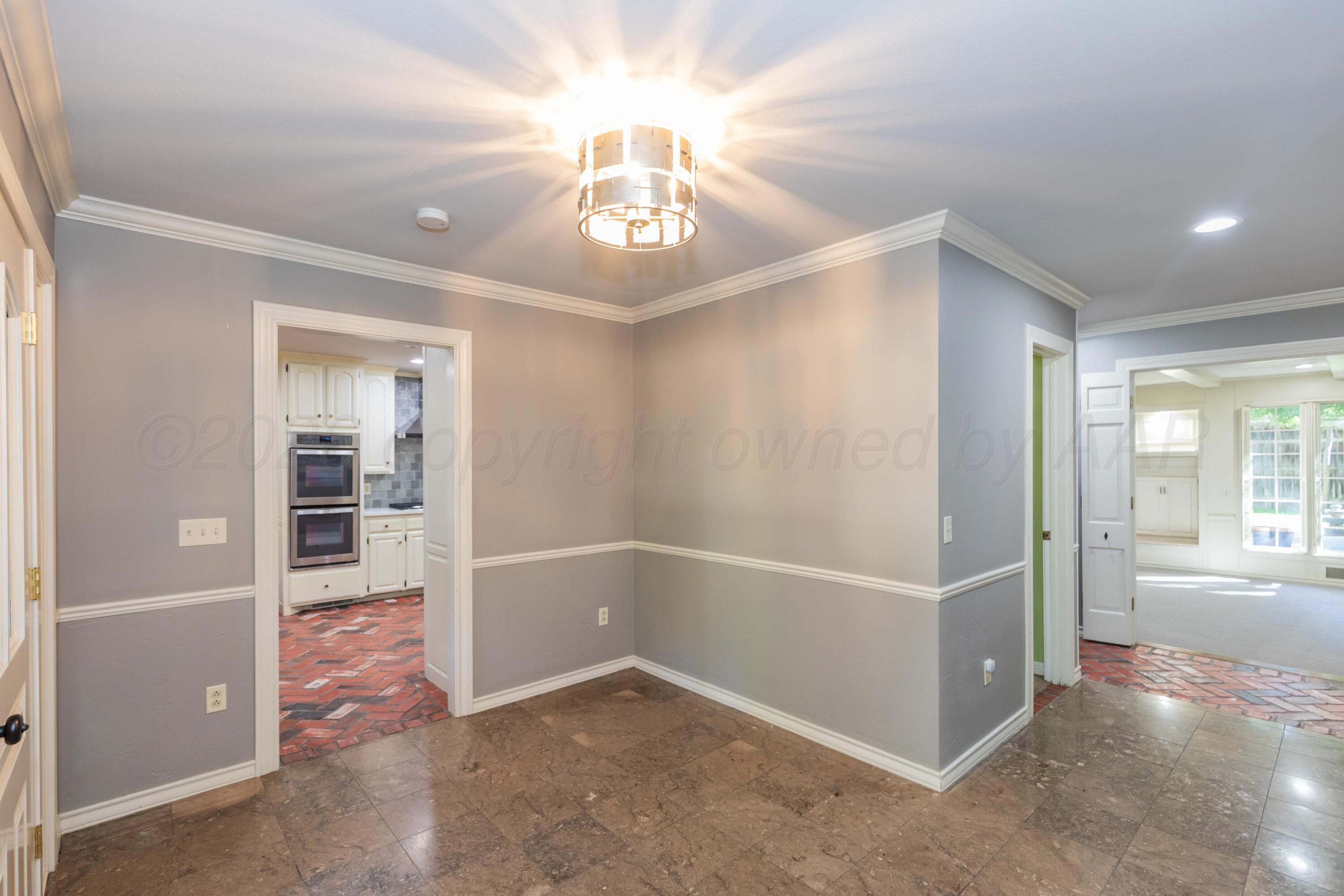 3203 S Milam Street Property Photo 5