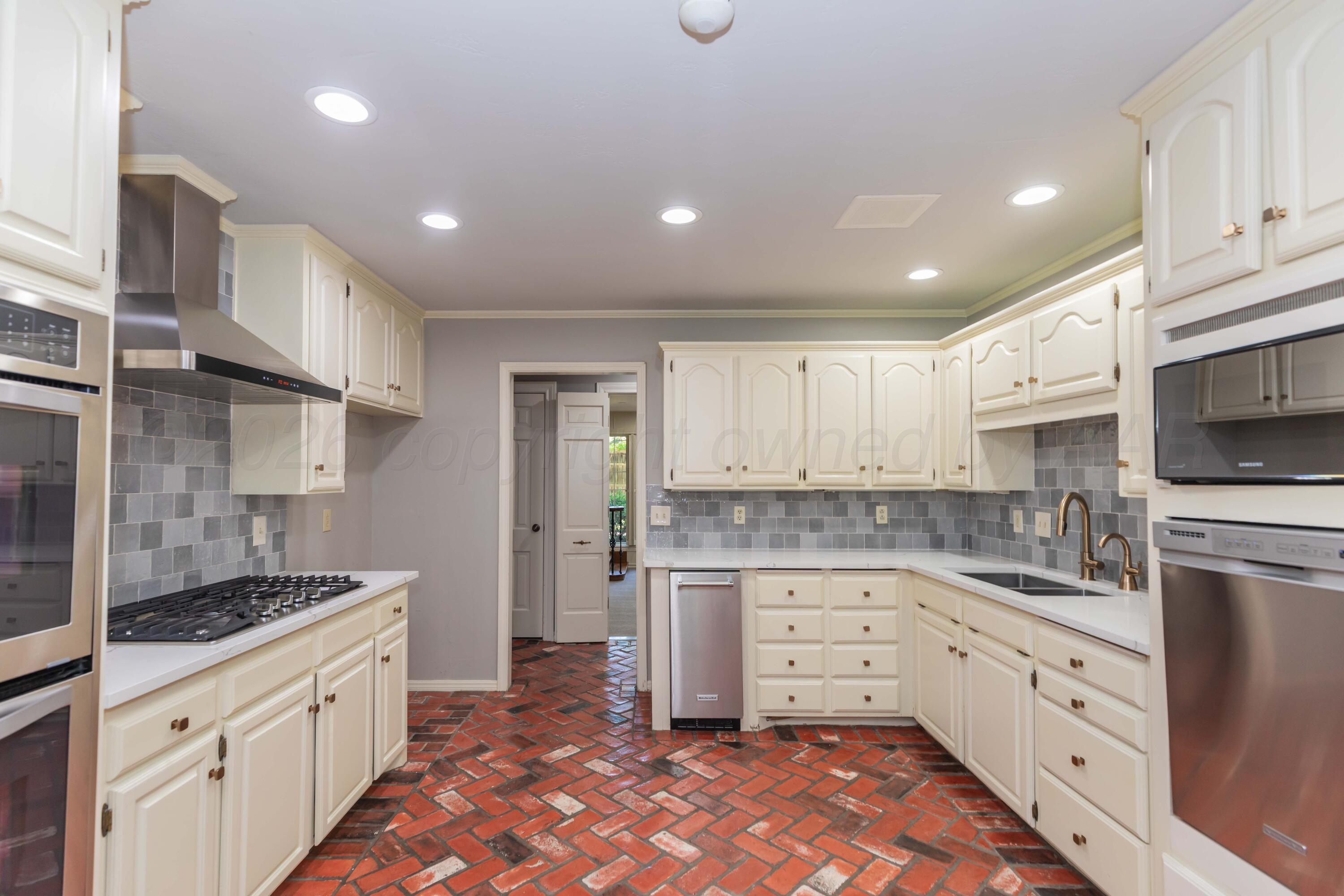 3203 S Milam Street Property Photo 15