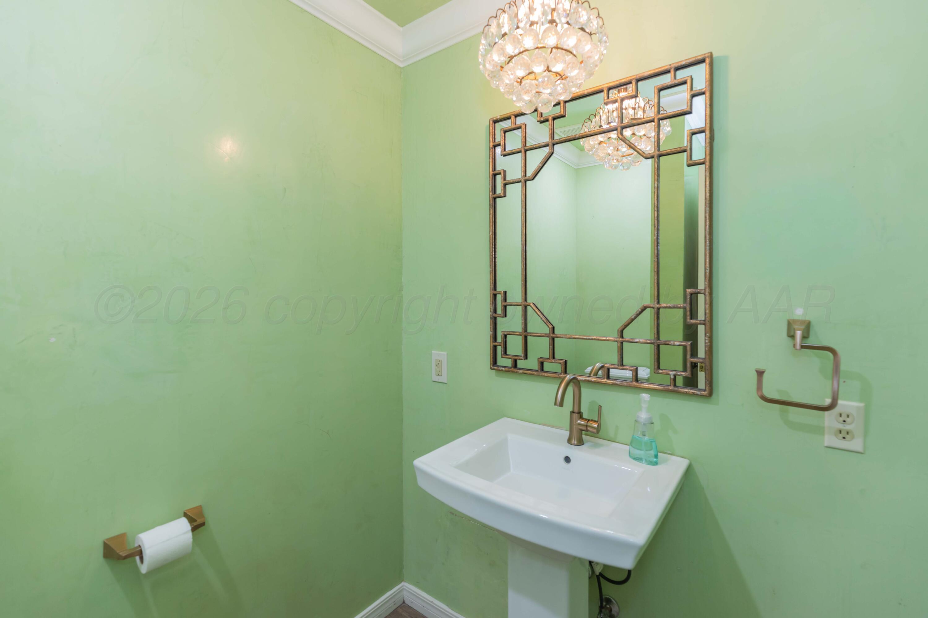3203 S Milam Street Property Photo 30