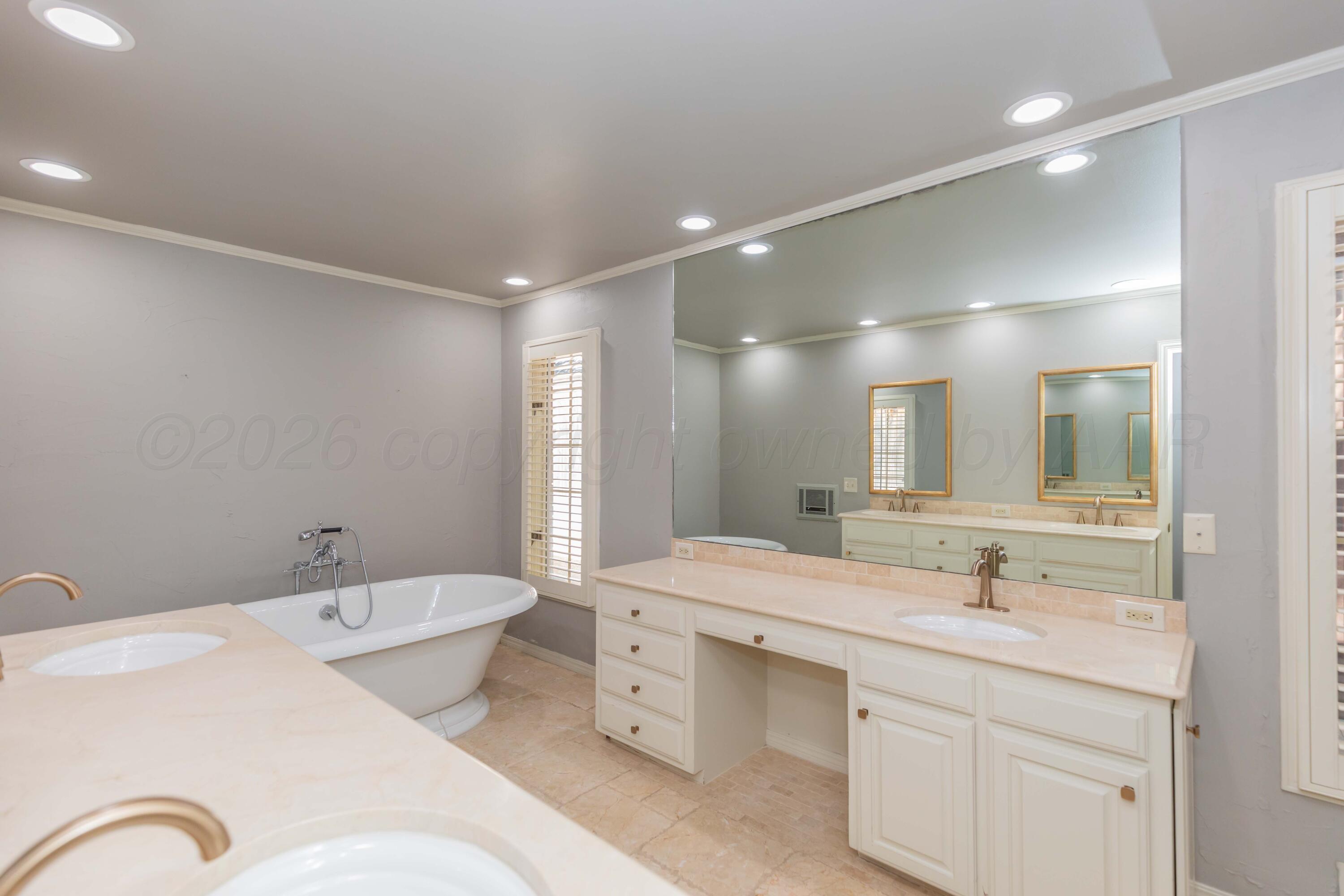 3203 S Milam Street Property Photo 35