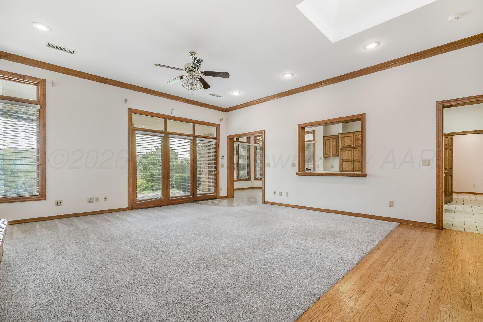 205 S Timbercreek Drive Property Photo 6