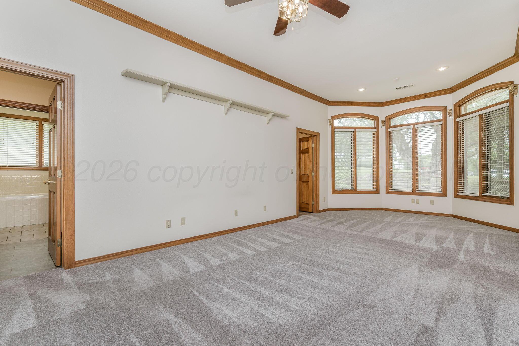 205 S Timbercreek Drive Property Photo 8