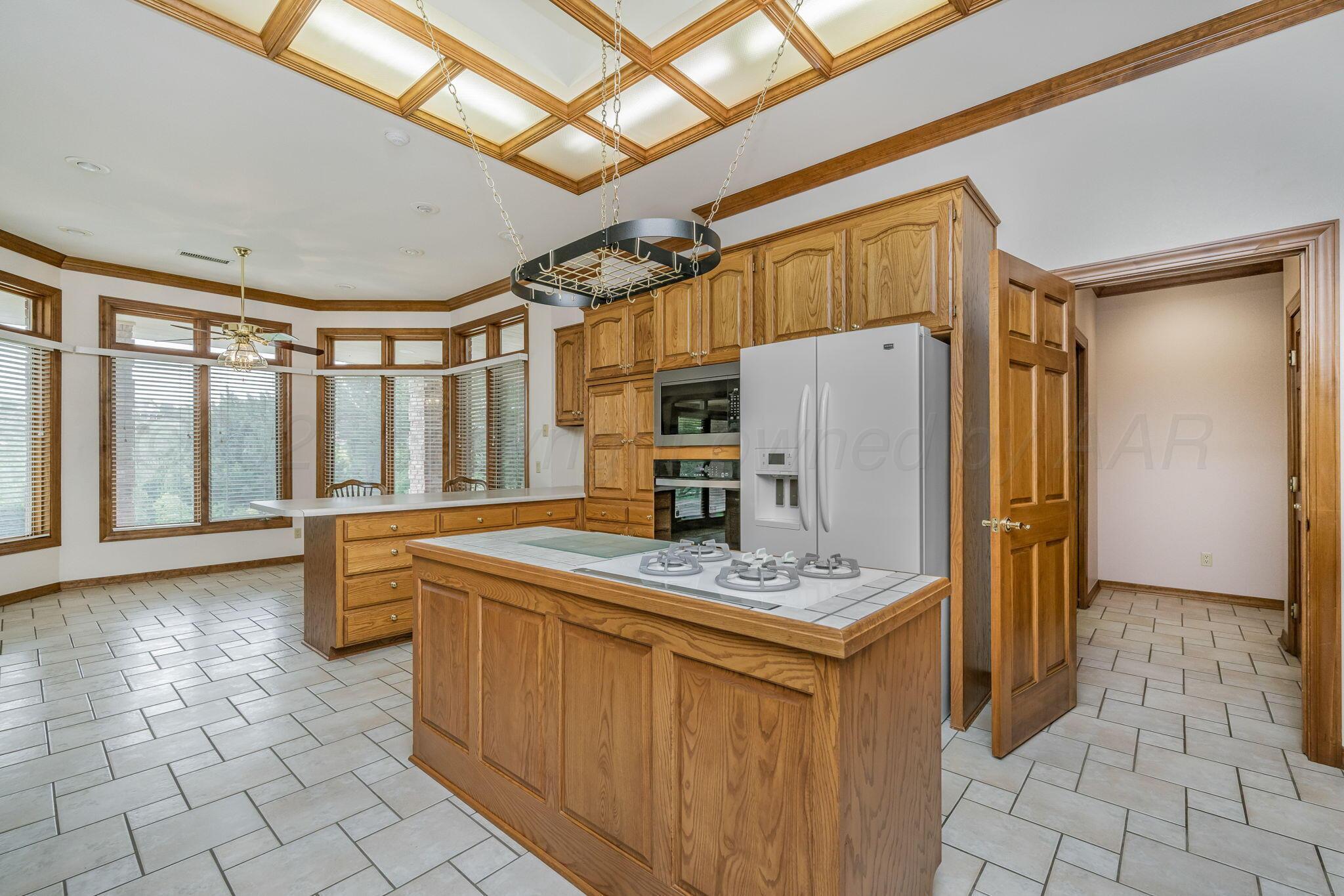 205 S Timbercreek Drive Property Photo 11