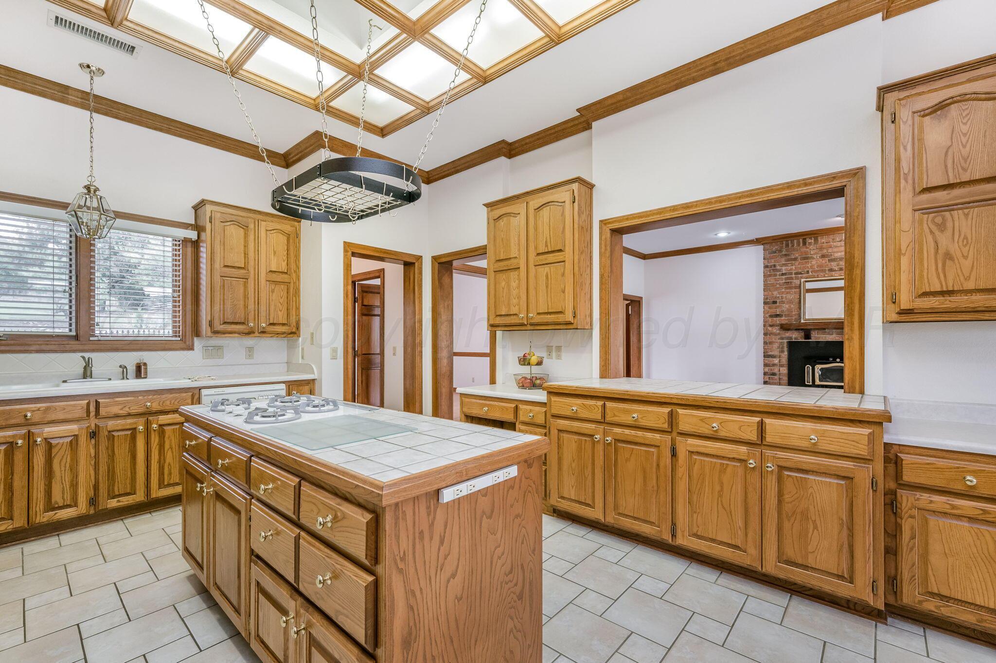 205 S Timbercreek Drive Property Photo 13