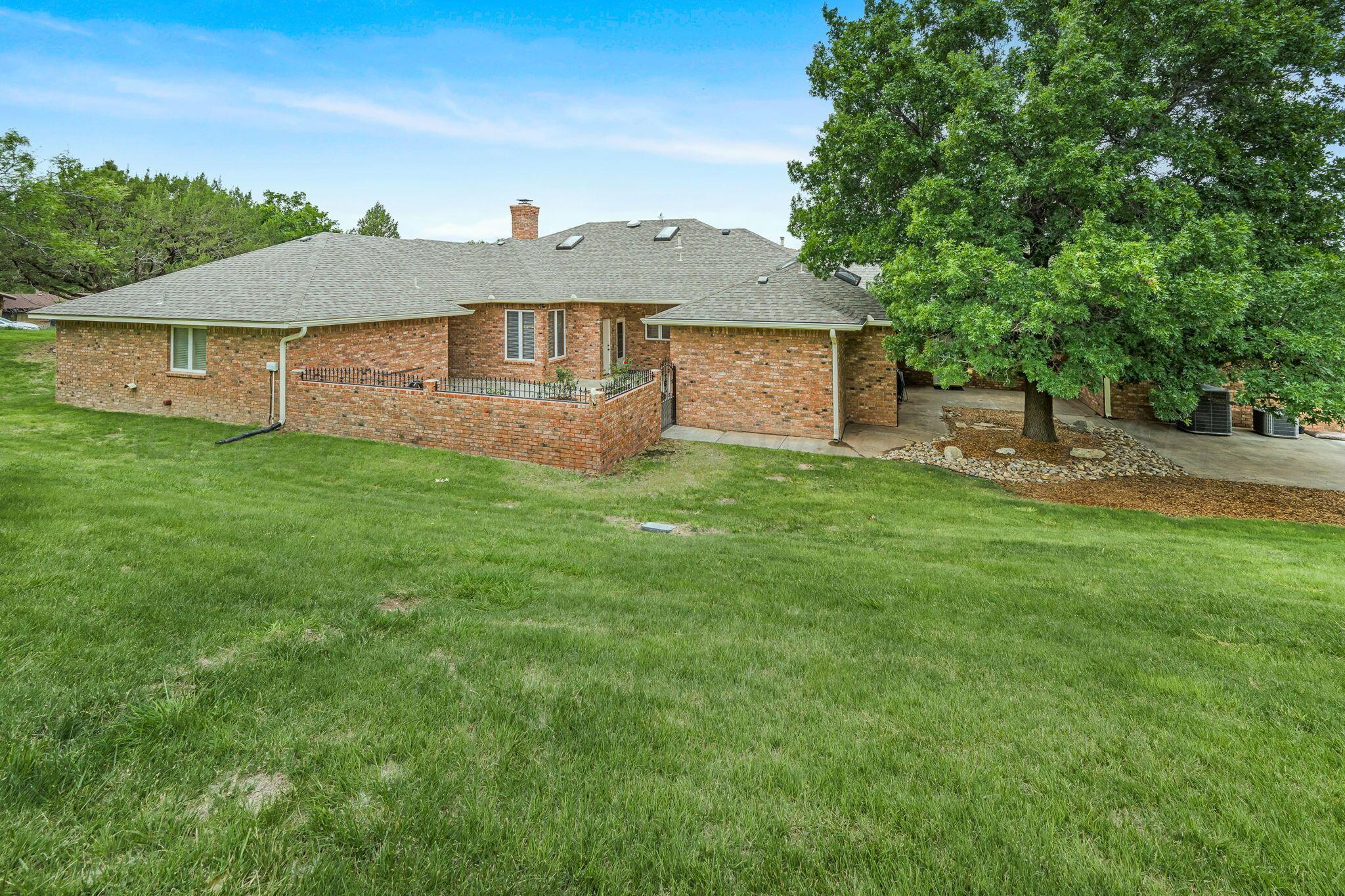 205 S Timbercreek Drive Property Photo 42