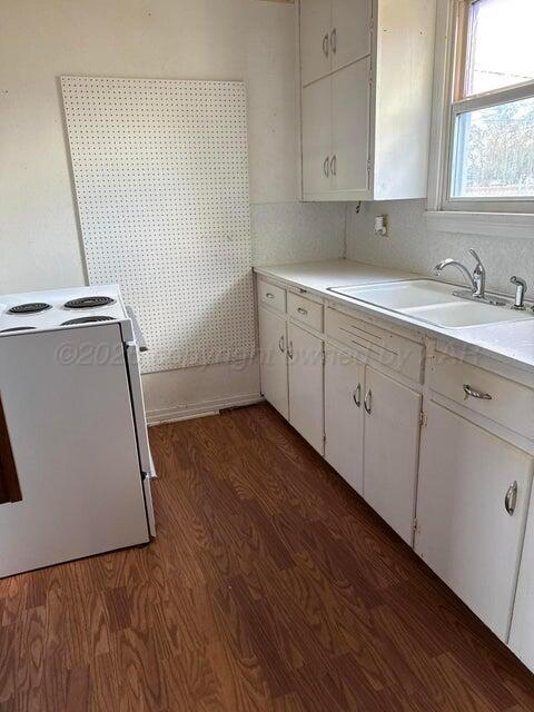 808 Avenue P Property Photo 5