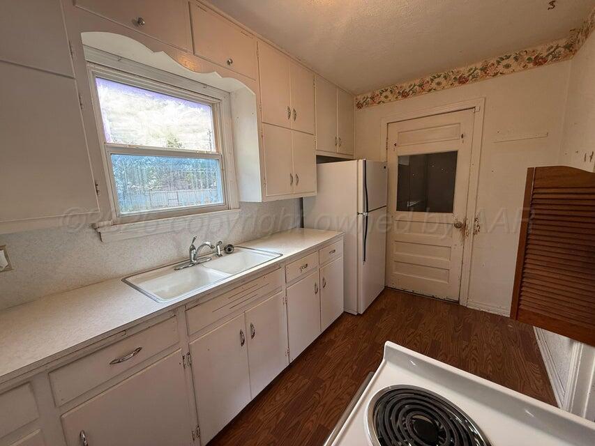 808 Avenue P Property Photo 6