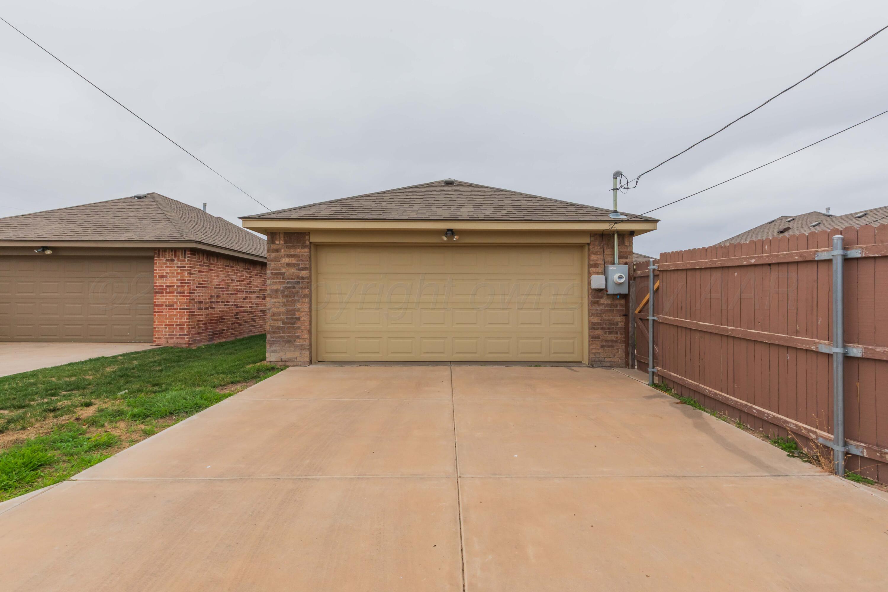 2708 Simkins Lane Property Photo 27