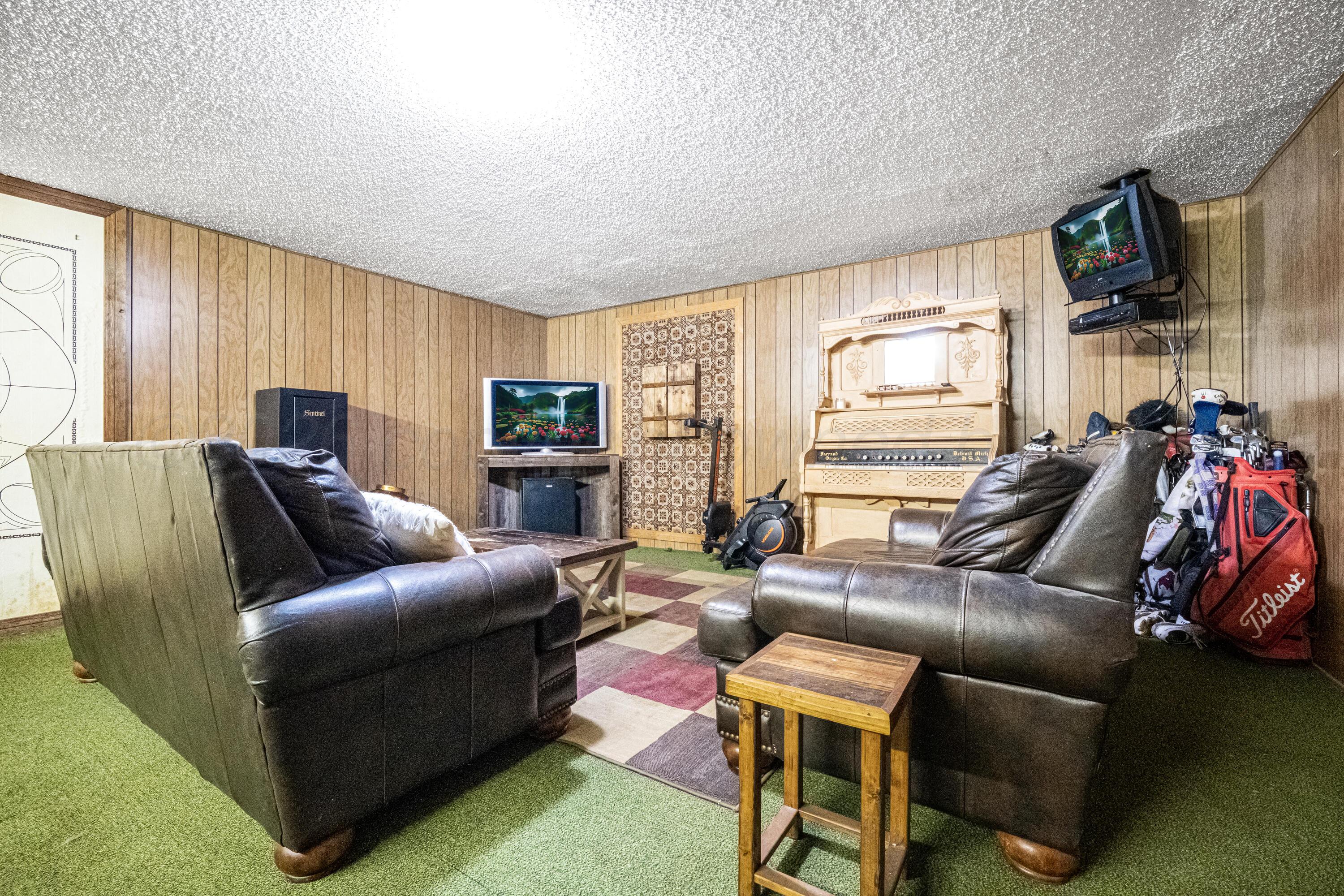 130 Bailey Avenue Property Photo 38