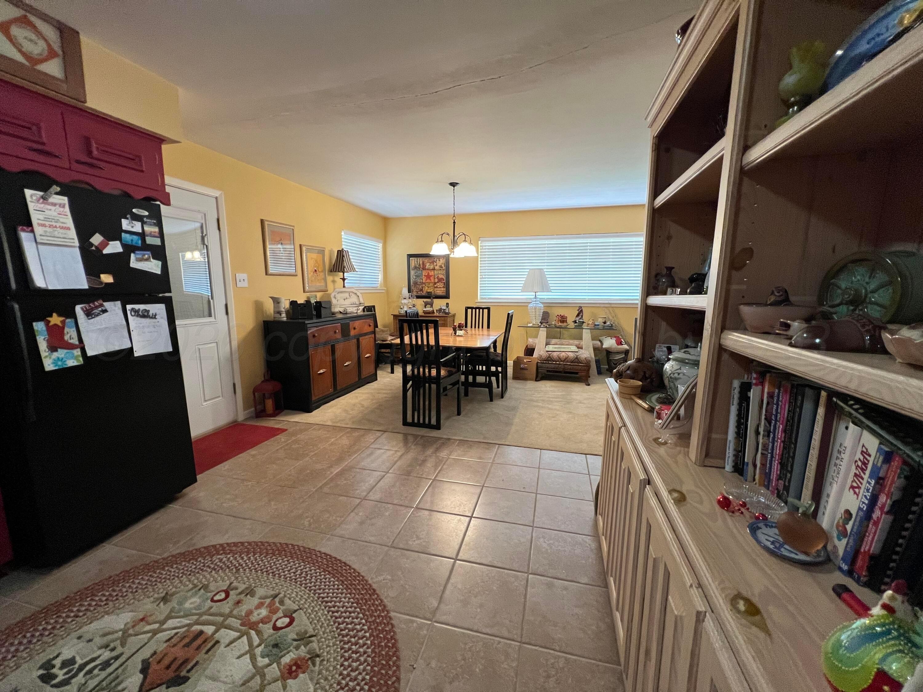 109 Sperry Drive Property Photo 8