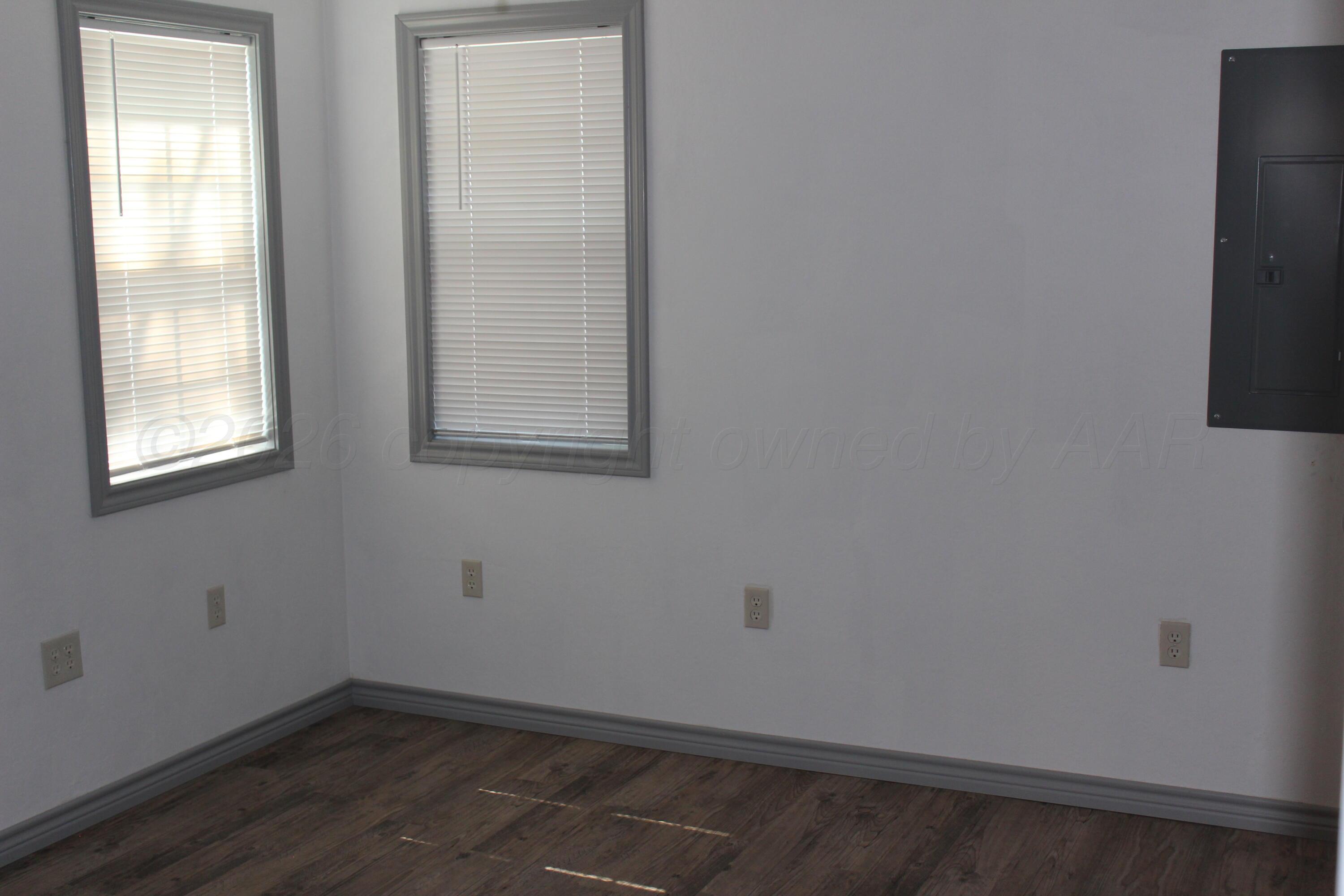206 Western Avenue Property Photo 4