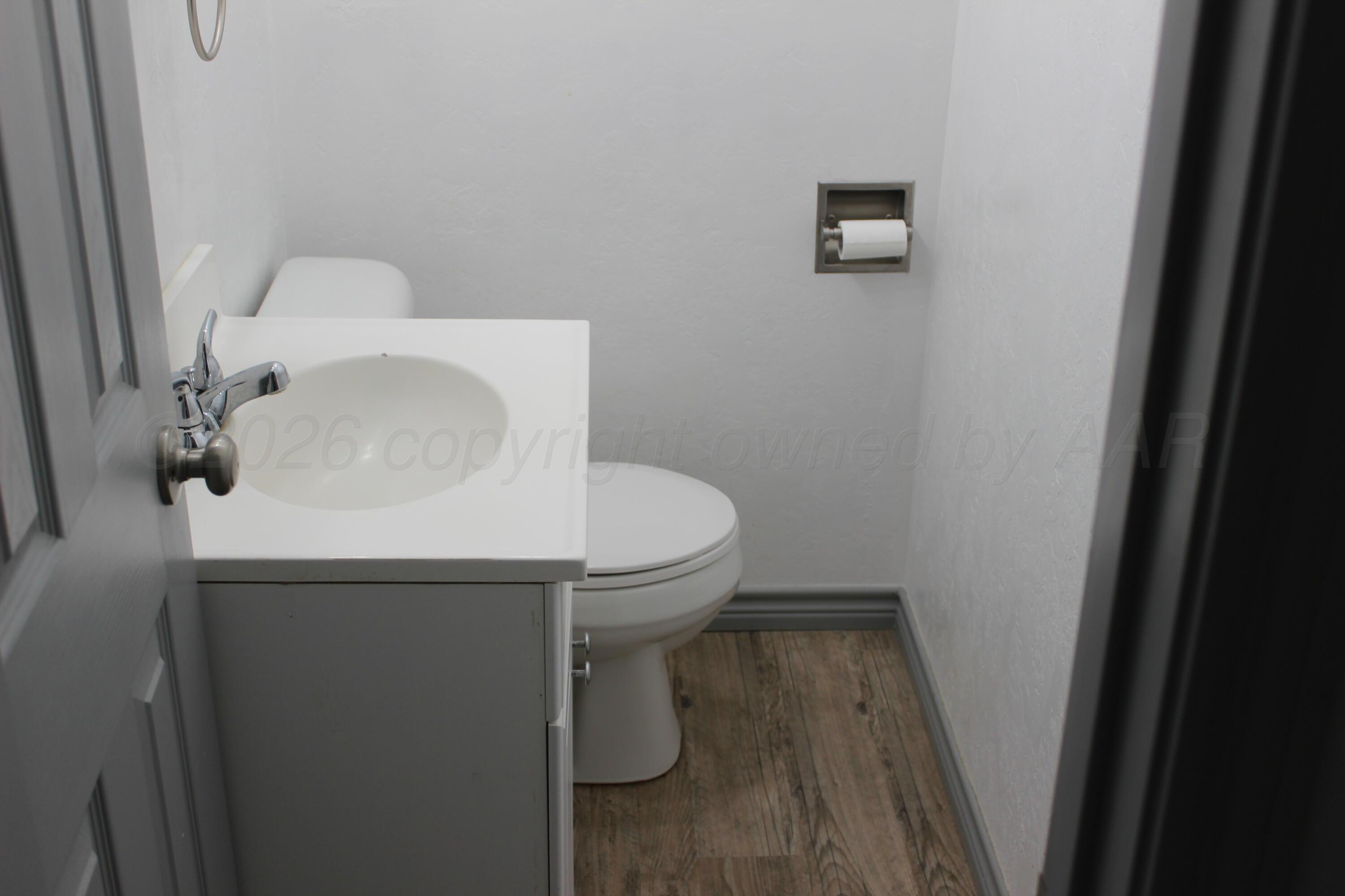 206 Western Avenue Property Photo 13