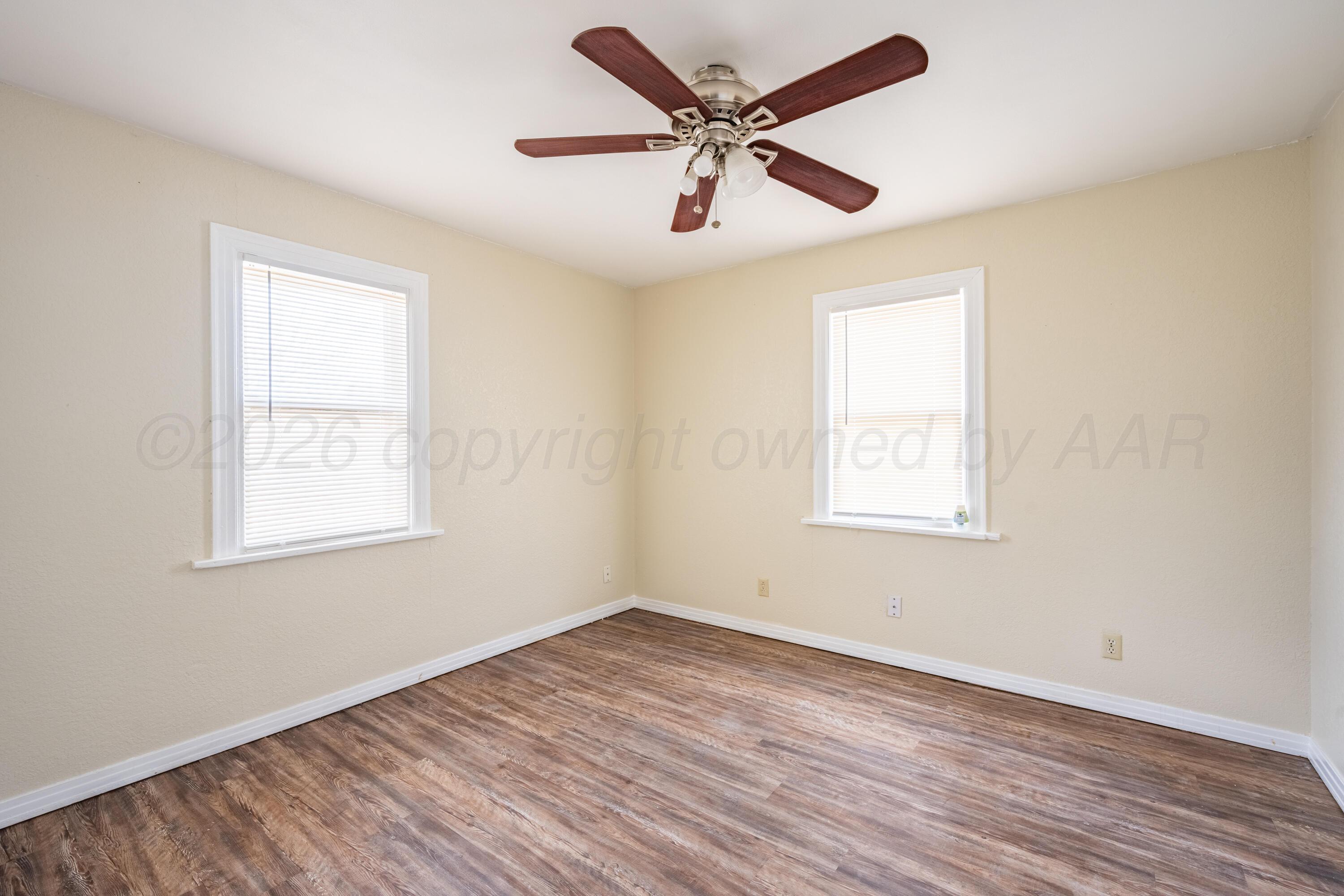 4002 S Bowie Street Property Photo 8