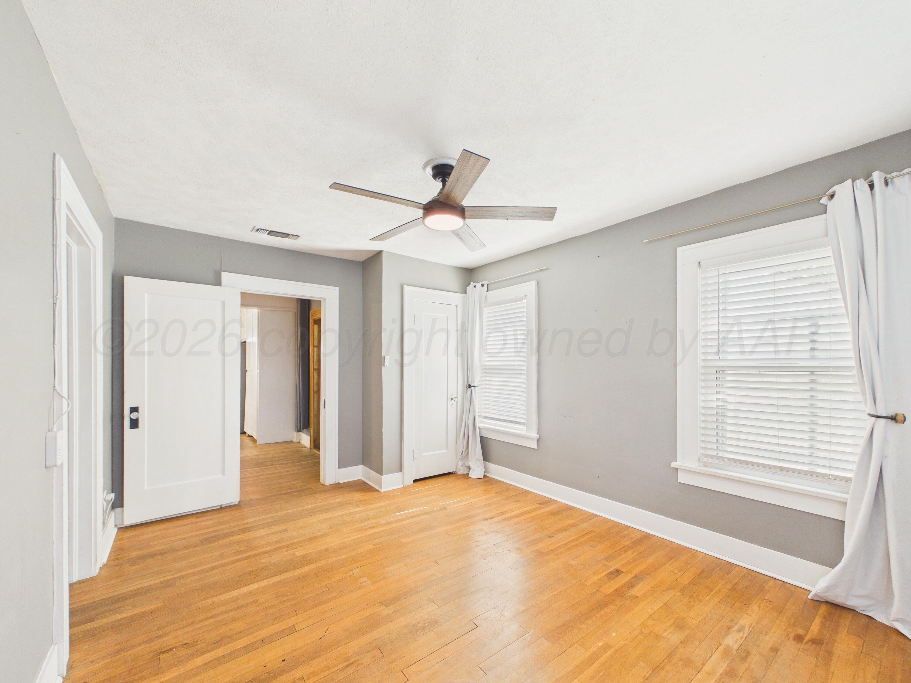 1225 S Bonham Street Property Photo 11