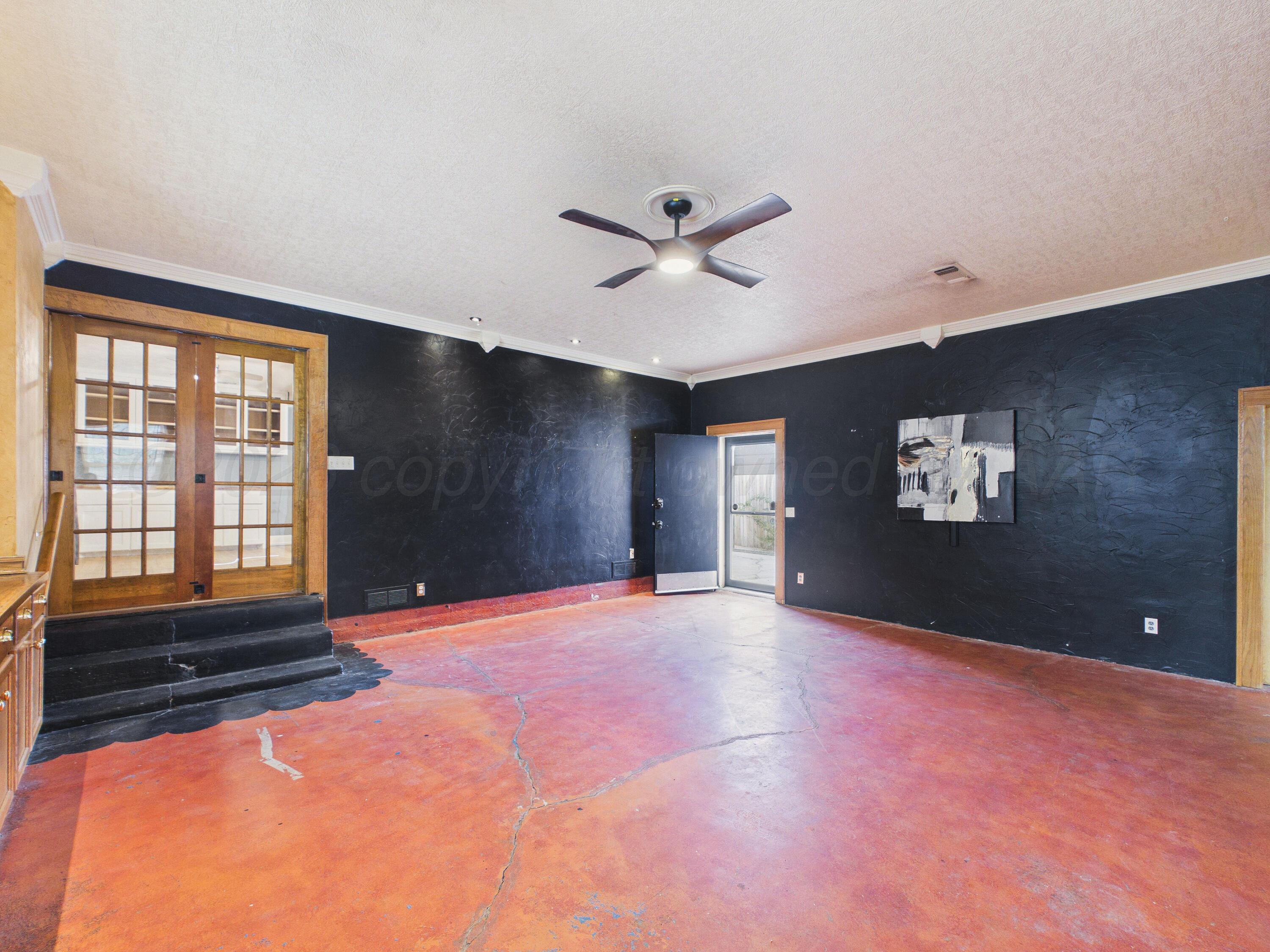 1225 S Bonham Street Property Photo 17