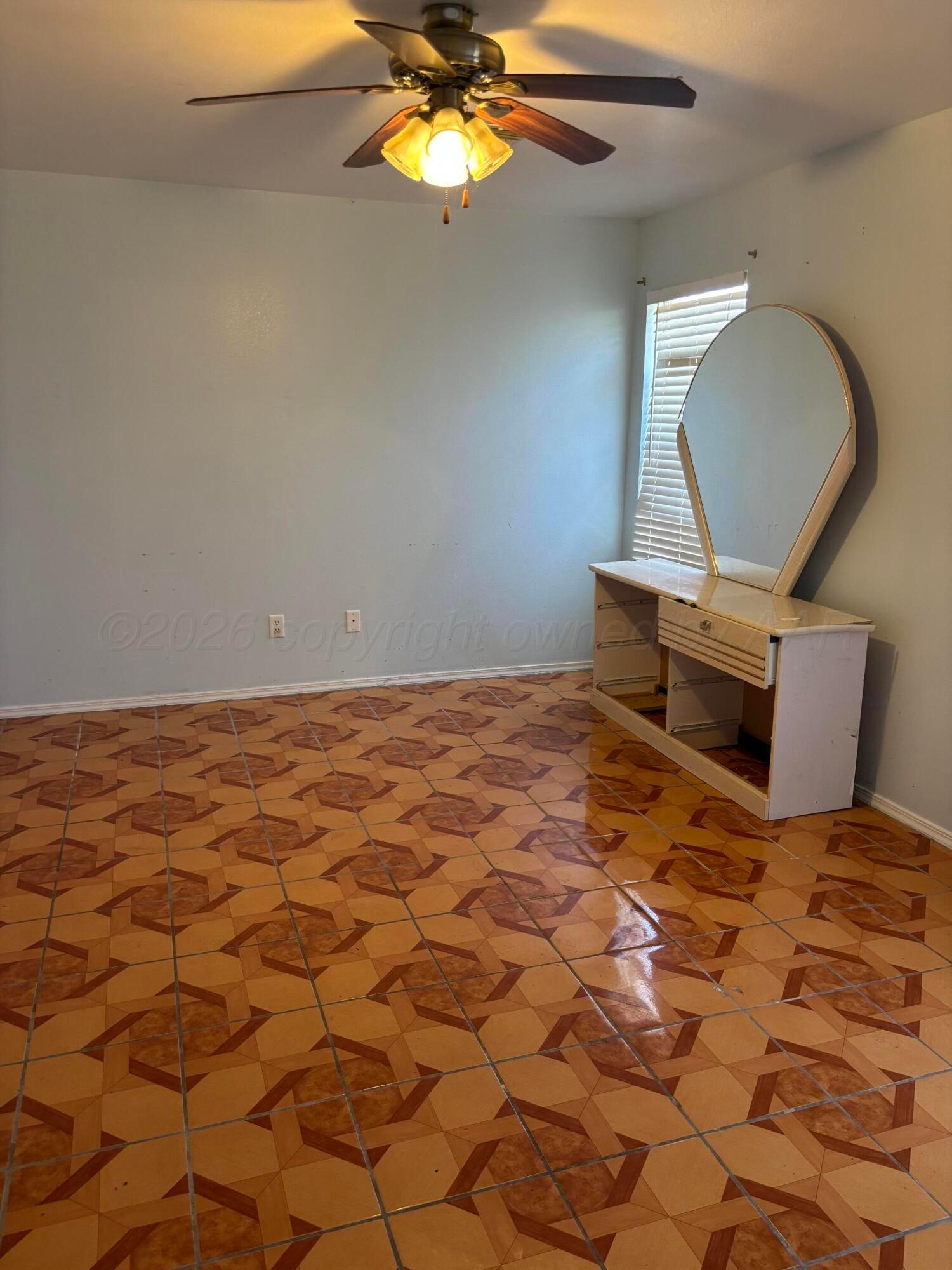 1319 N Cleveland Street Property Photo 6