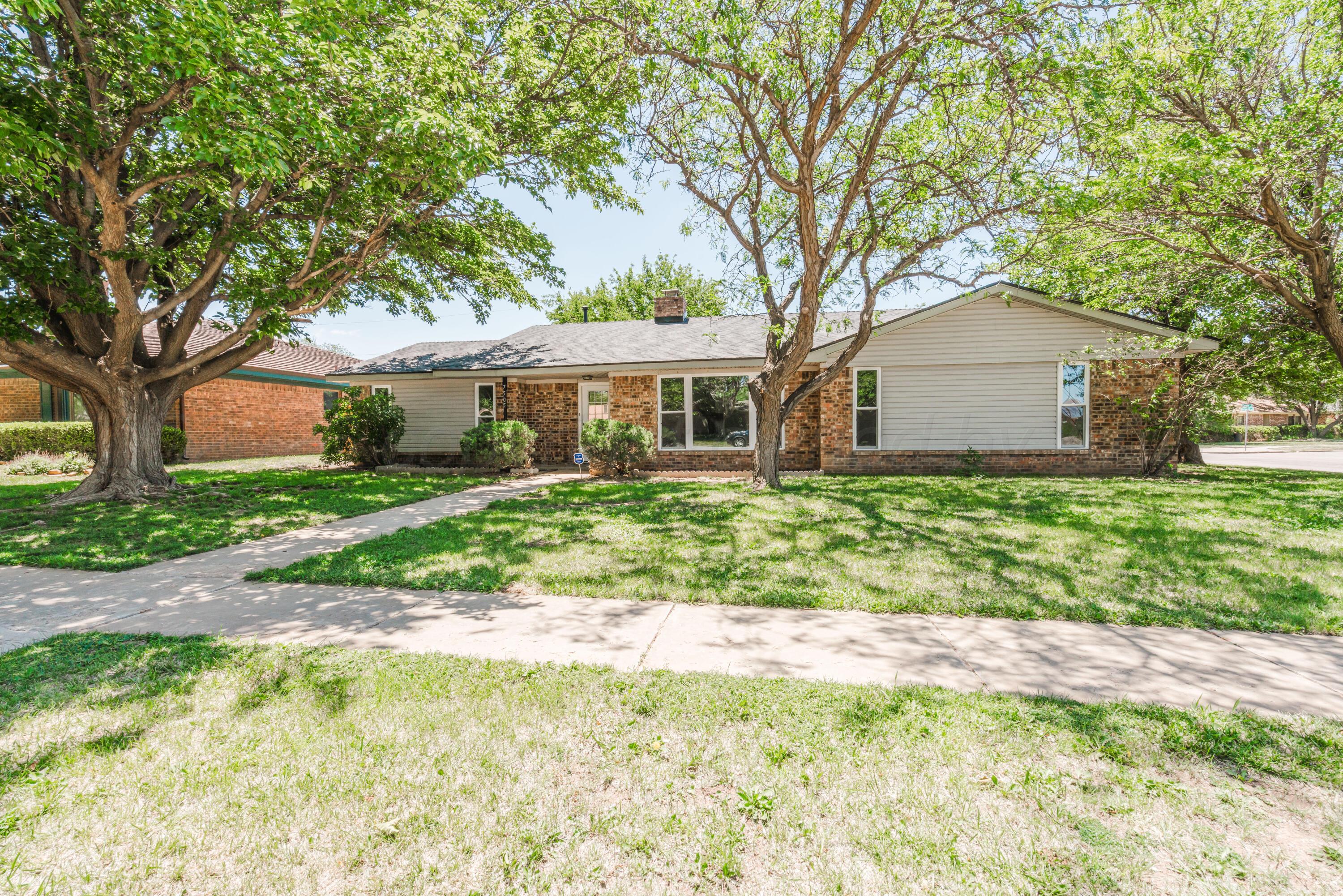 7505 DREYFUSS Drive Property Photo 1