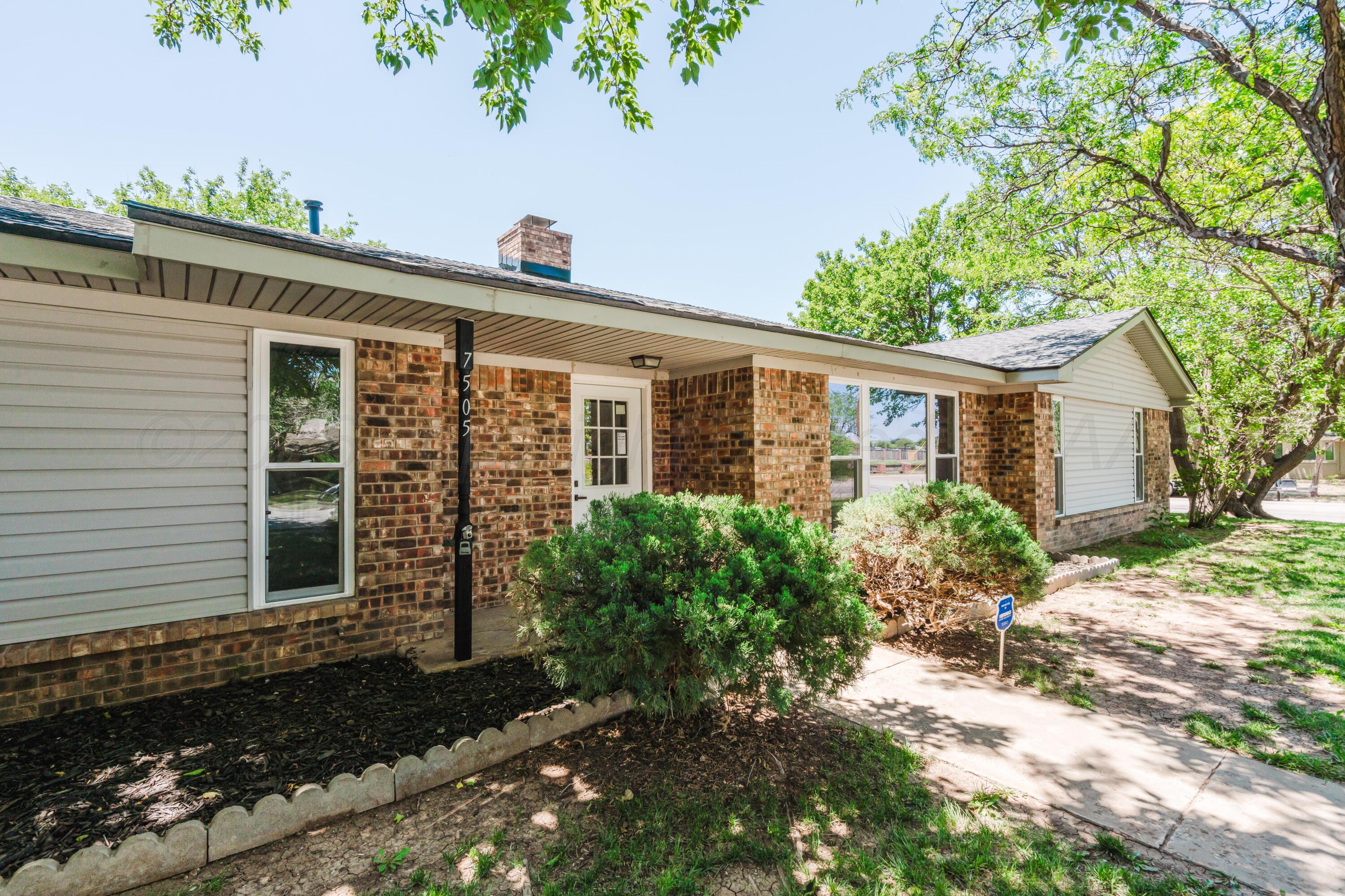 7505 Dreyfuss Drive Property Photo 3